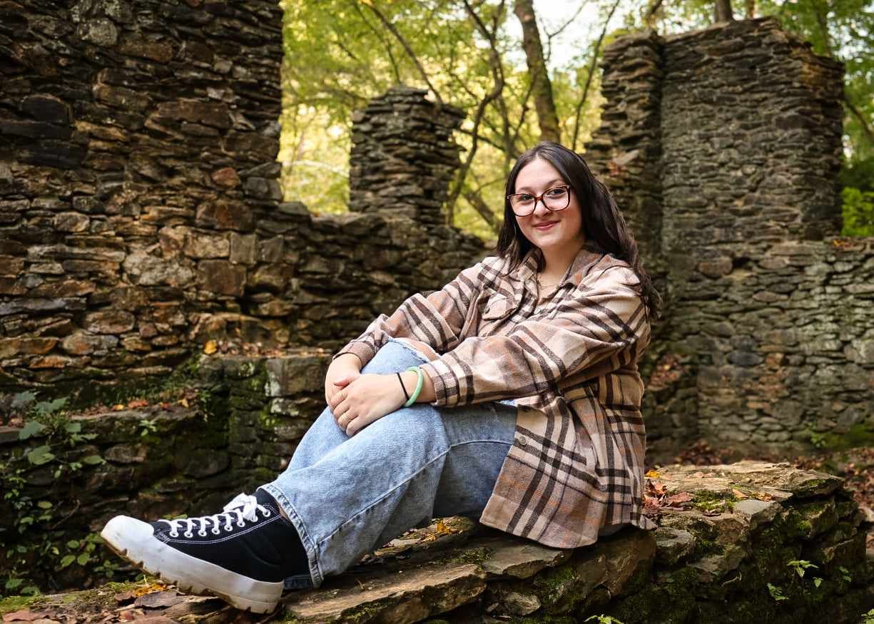 Senior photos for a senior in Smyrna