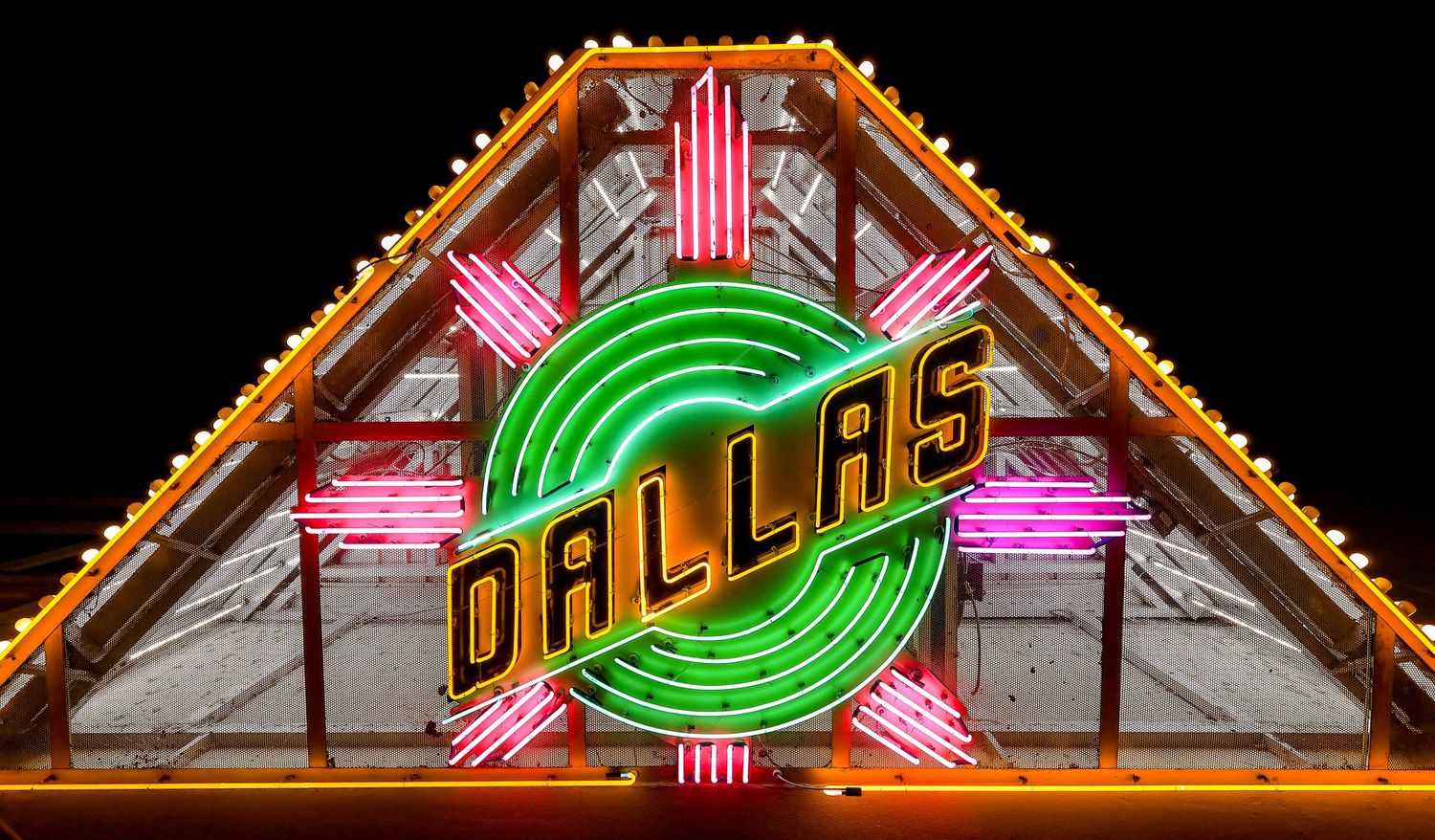 Dallas Georgia Theater: Proudly featured in local establishments around the Paulding County area