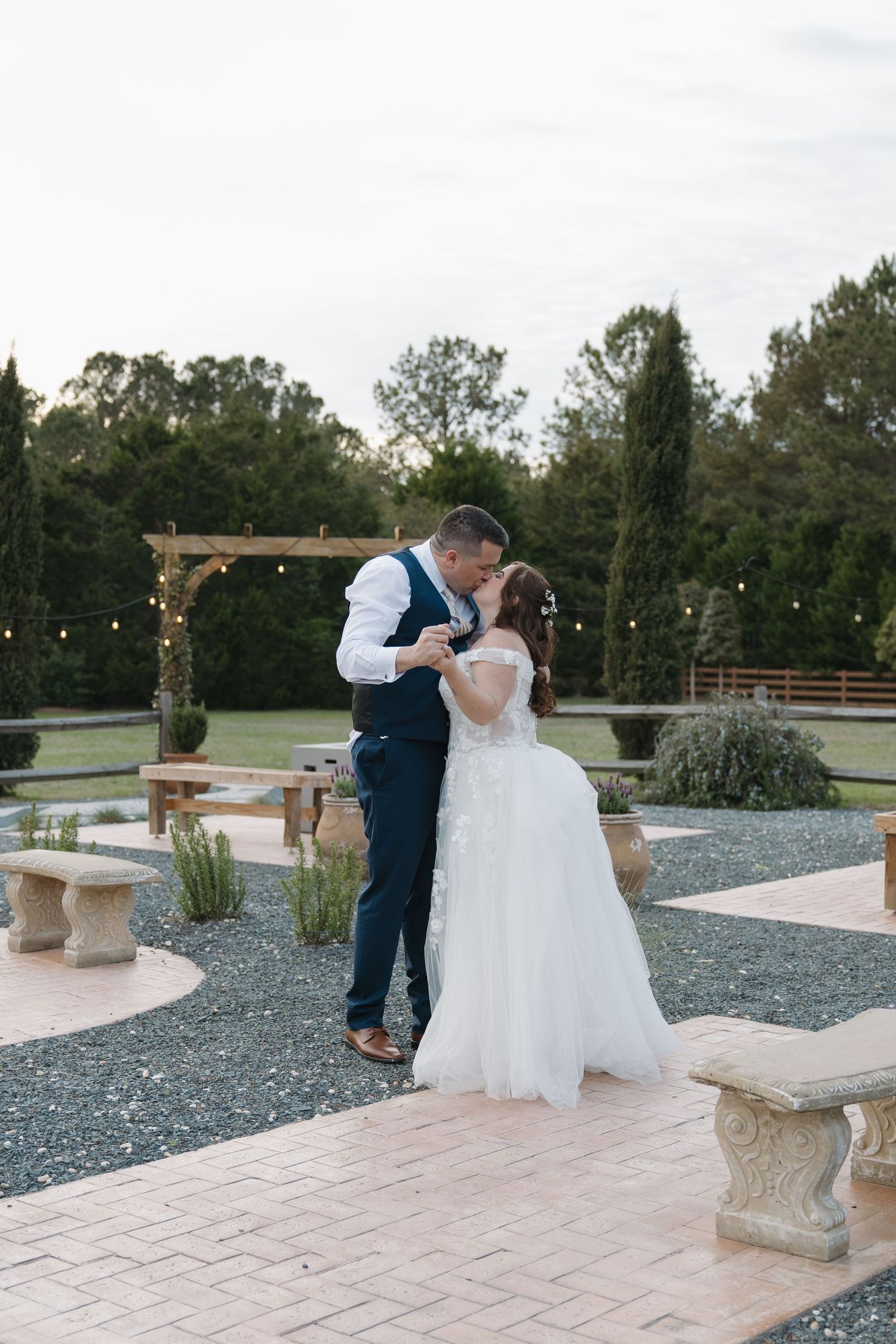 couple dancing at wedding in calabash North Carolina. slate and cypress venue near cypress gardens