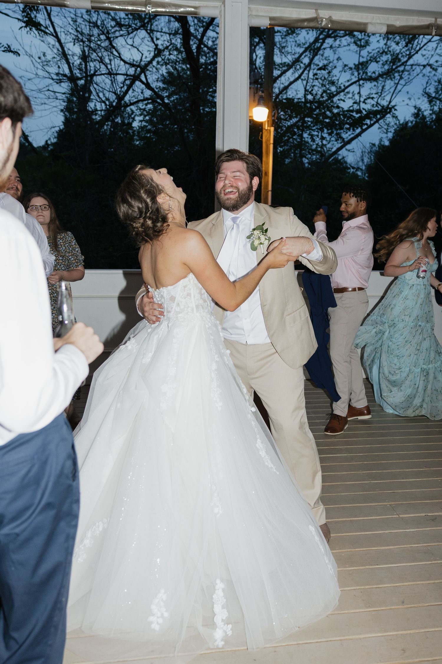 wedding reception photos at Vesuvius vineyards in North Carolina