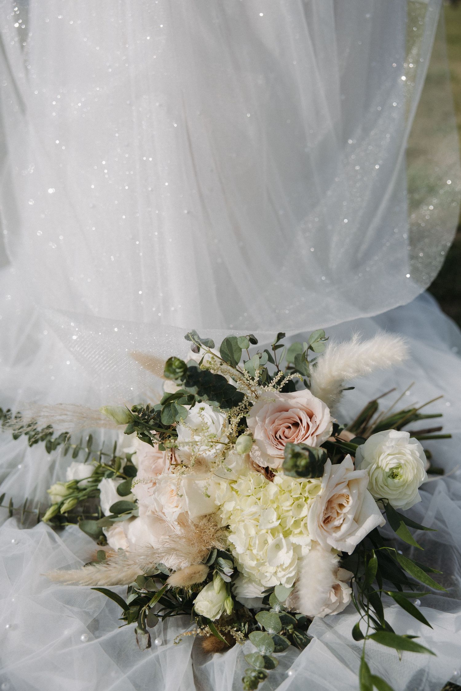 Serre Vineyards, North Carolina mountain wedding. Mt. Airy, NC