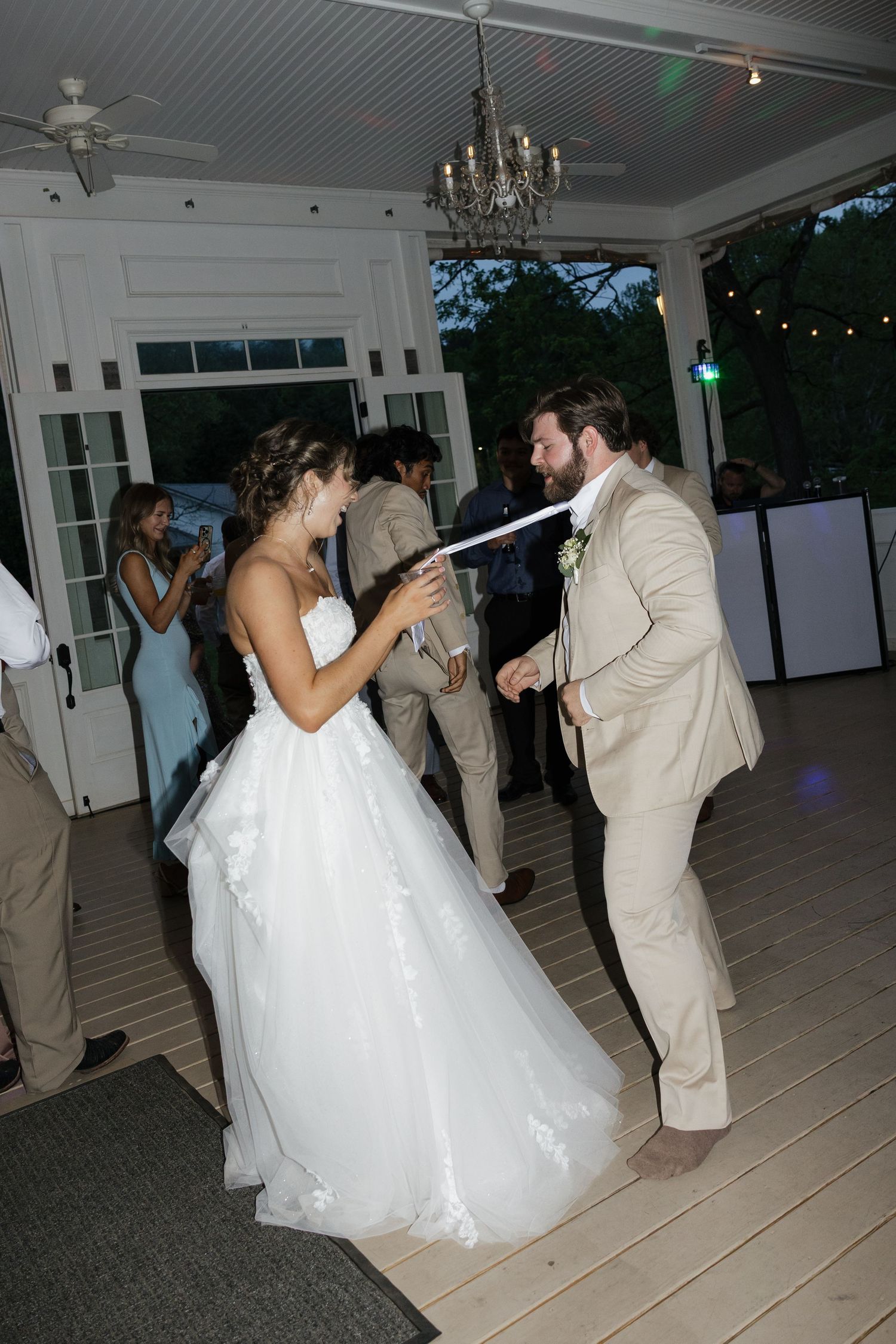 wedding reception photos at Vesuvius vineyards in North Carolina