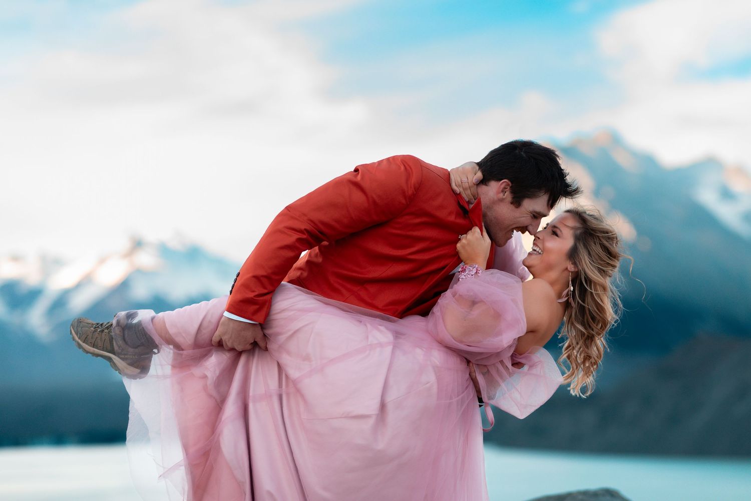 Destination photography couples Mt. Cook New Zealand