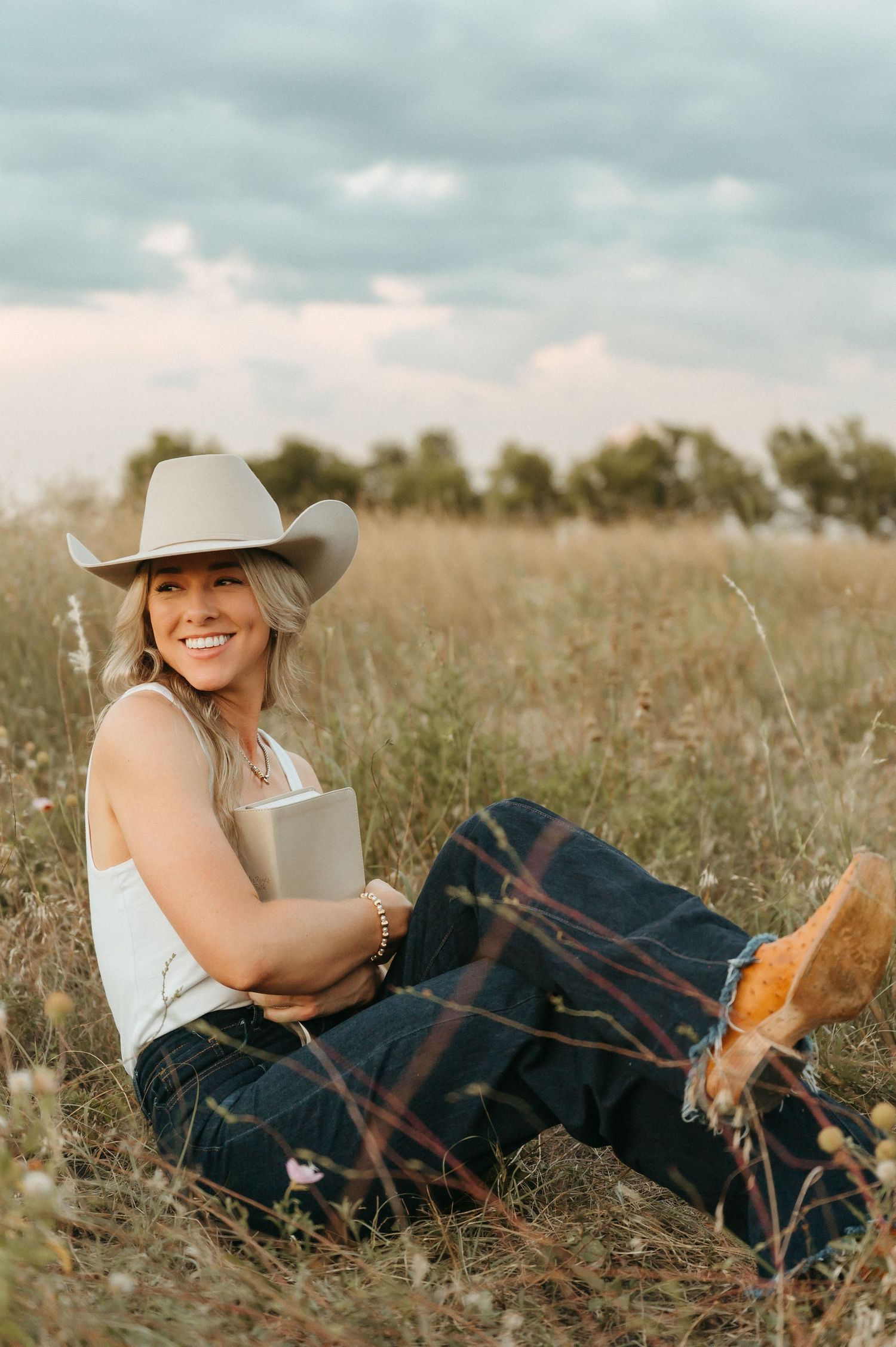 Lifestyle head shot in North Texas by Mary Hickman Photography