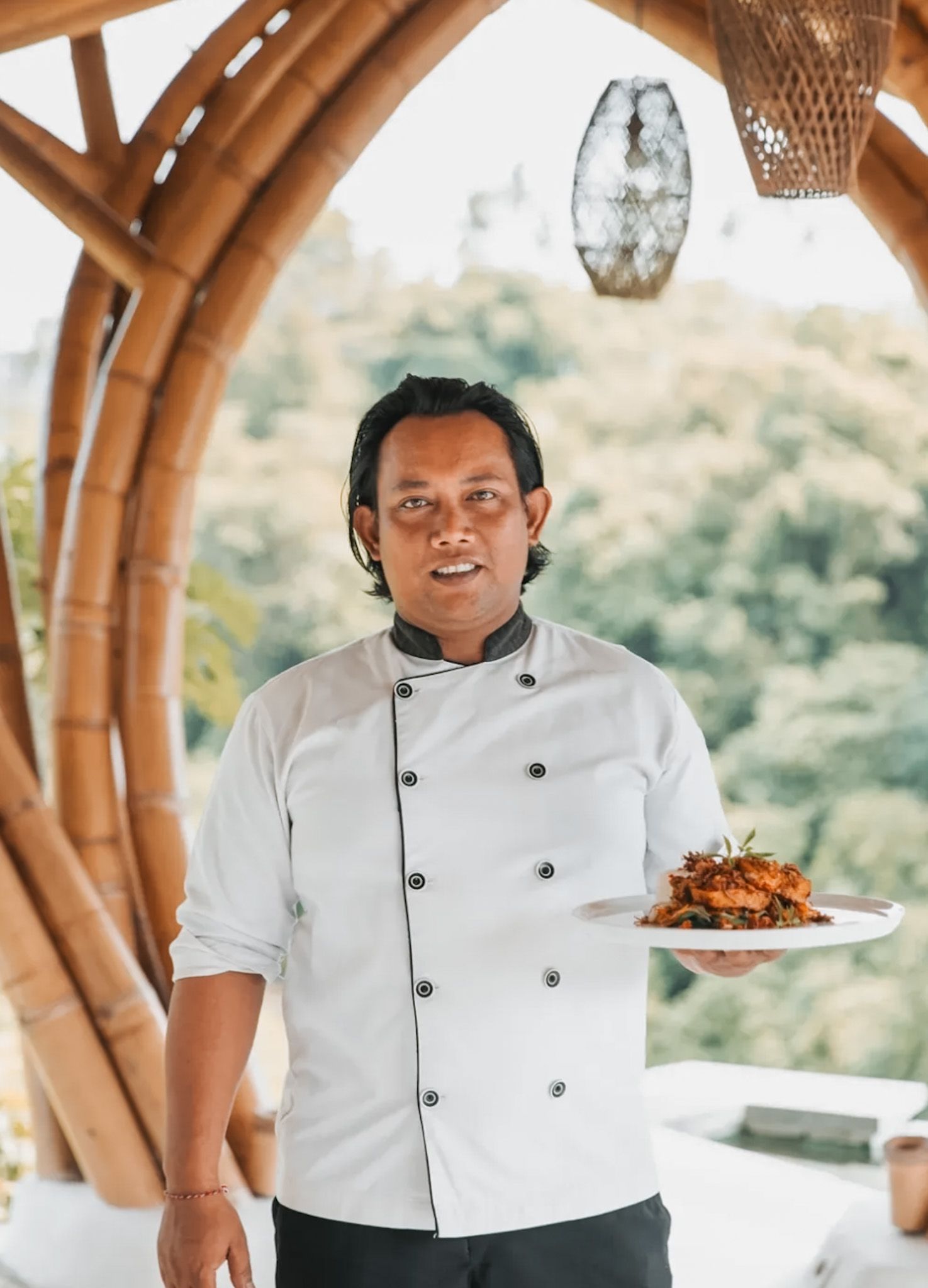 Solana’s head chef preparing vegetarian food for the Sacred Return Bali retreat