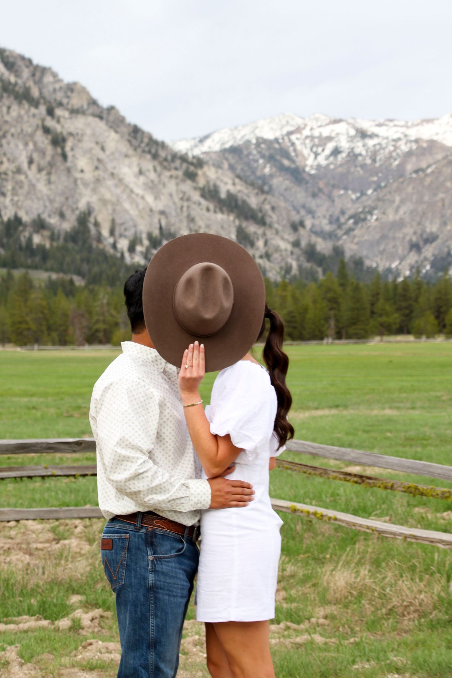 Engagement session in Idaho by Carly Ann Photography, based in Athens, Georgia