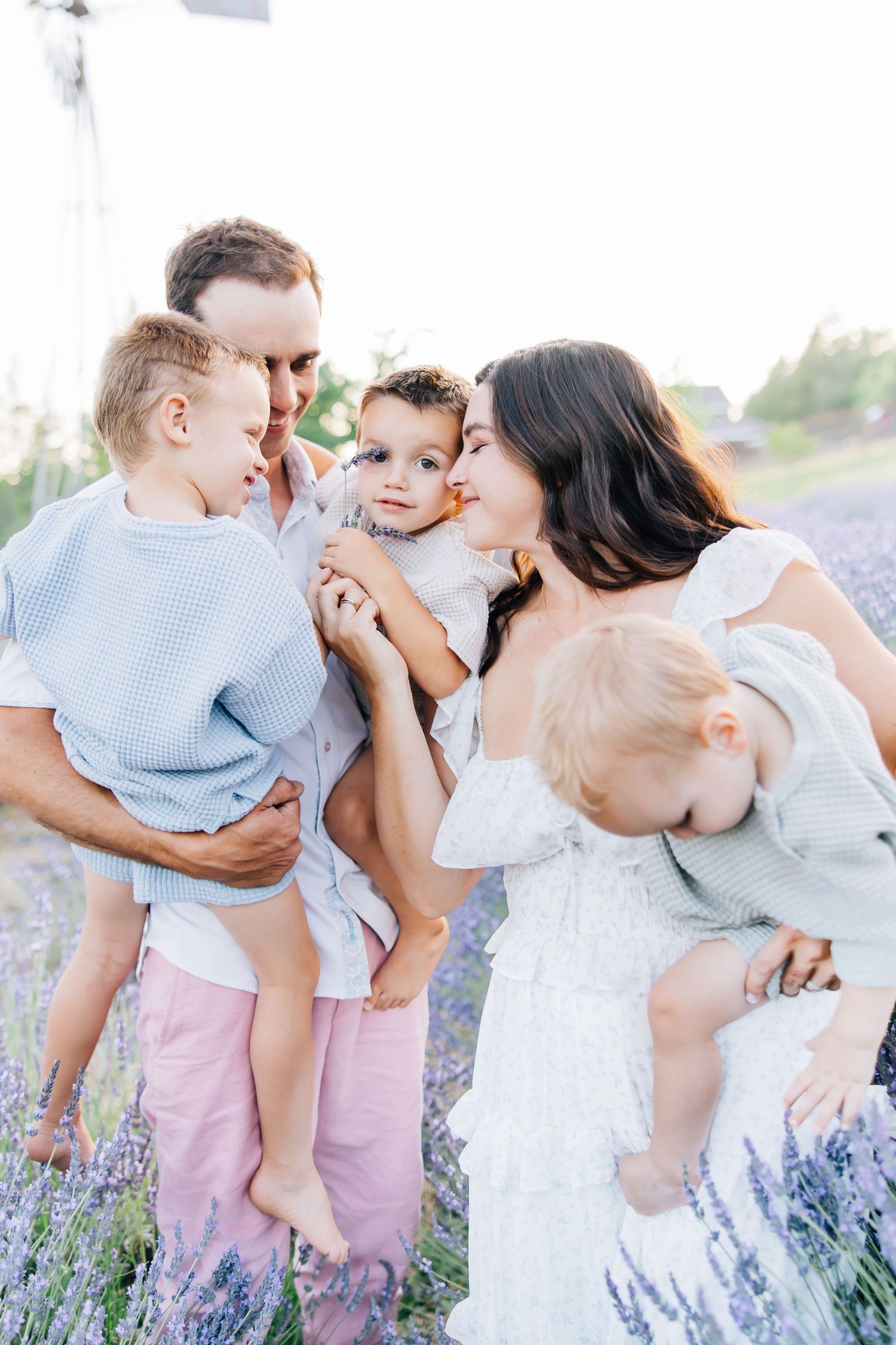 Celebrating the beauty of every stage, this motherhood session captures love, connection, and the tender moments that define this season.