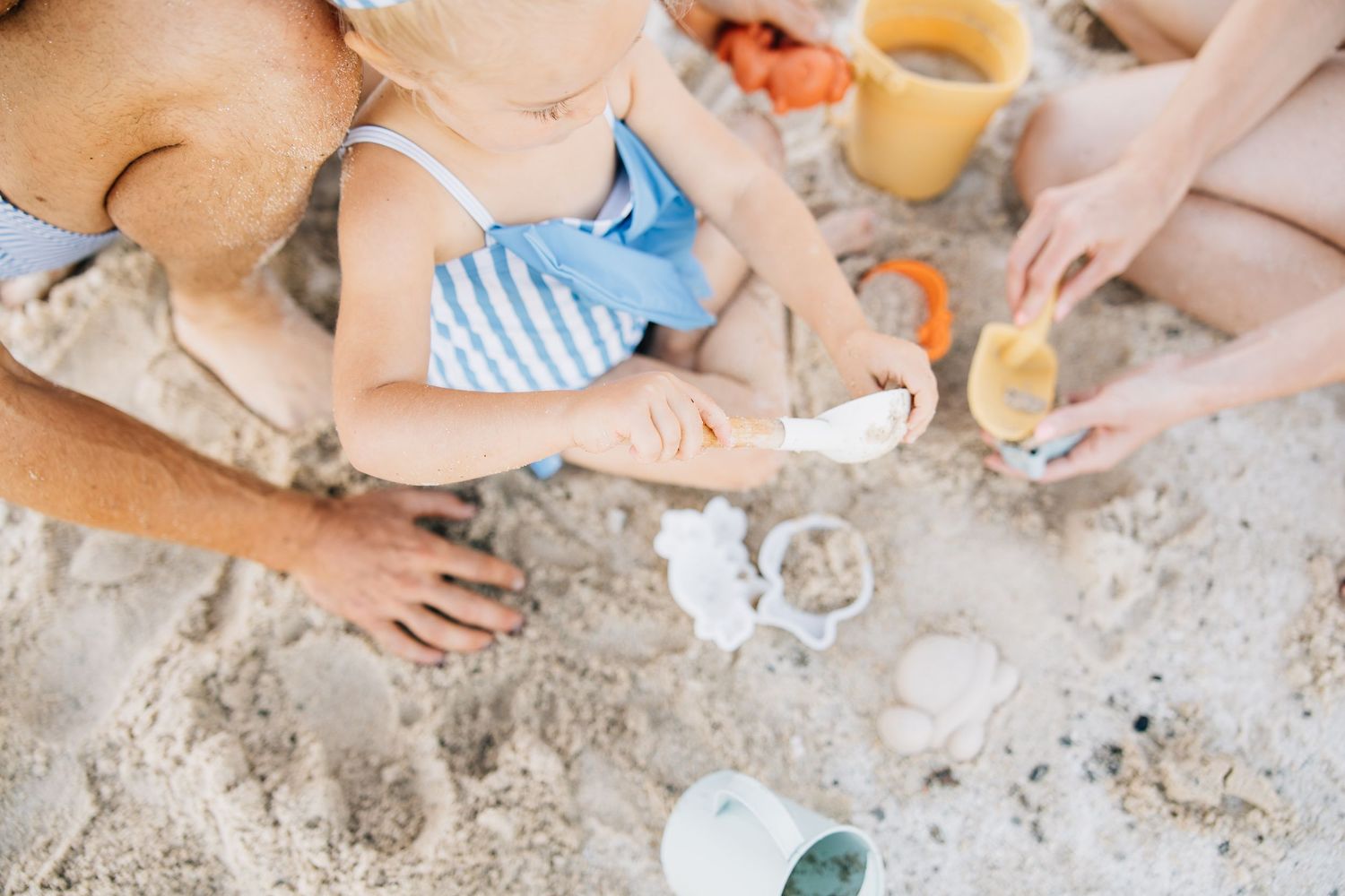 Celebrating the beauty of every stage, this motherhood session captures love, connection, and the tender moments that define this season.