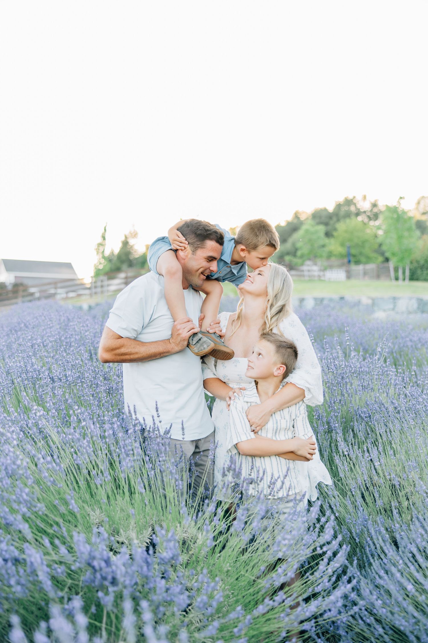Amid blooming lavender fields, this session captures family love, connection, and joy in a soft, timeless, and magical setting.