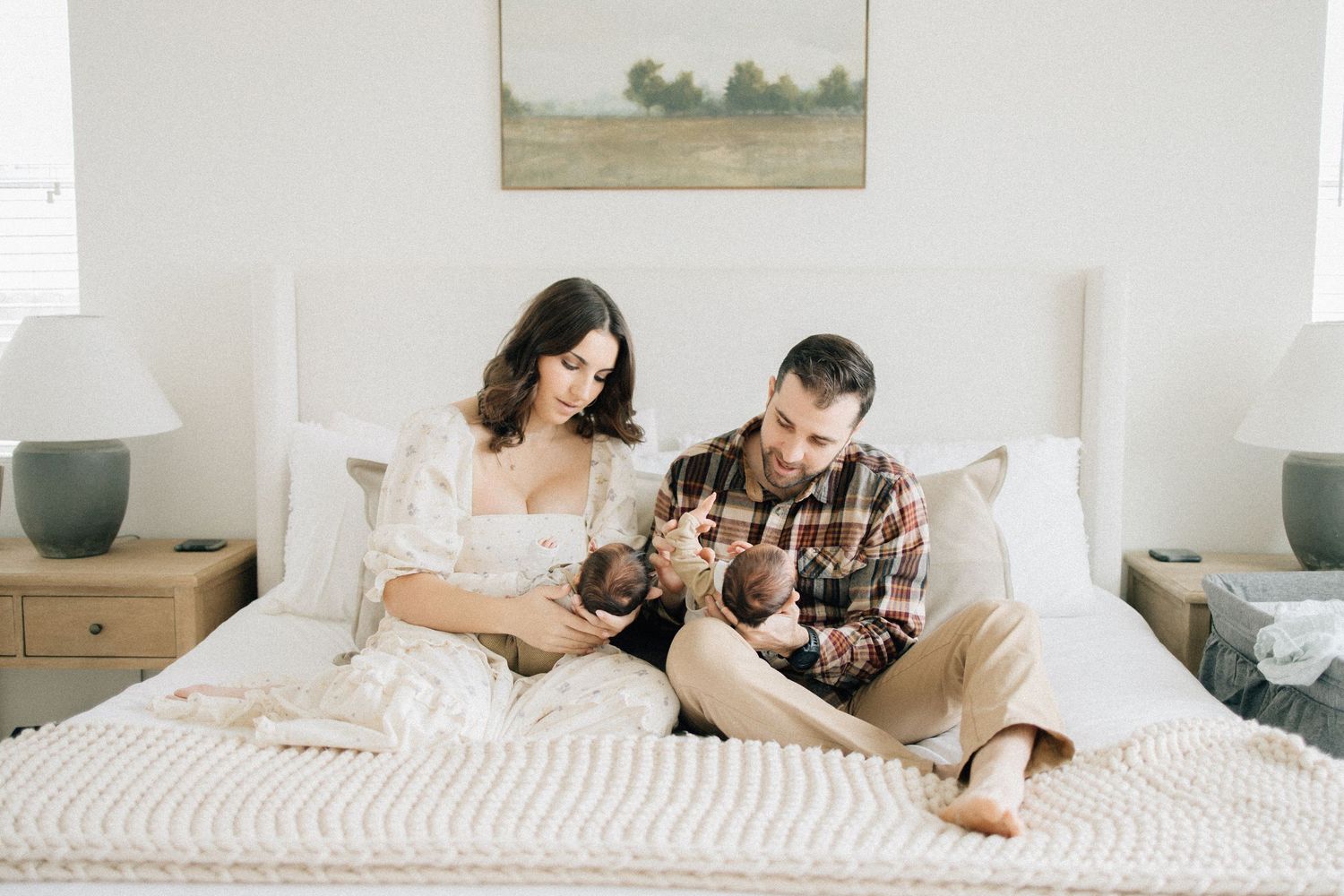 From first snuggles to tiny milestones, these in-home newborn sessions capture the love, warmth, and connection of early motherhood.