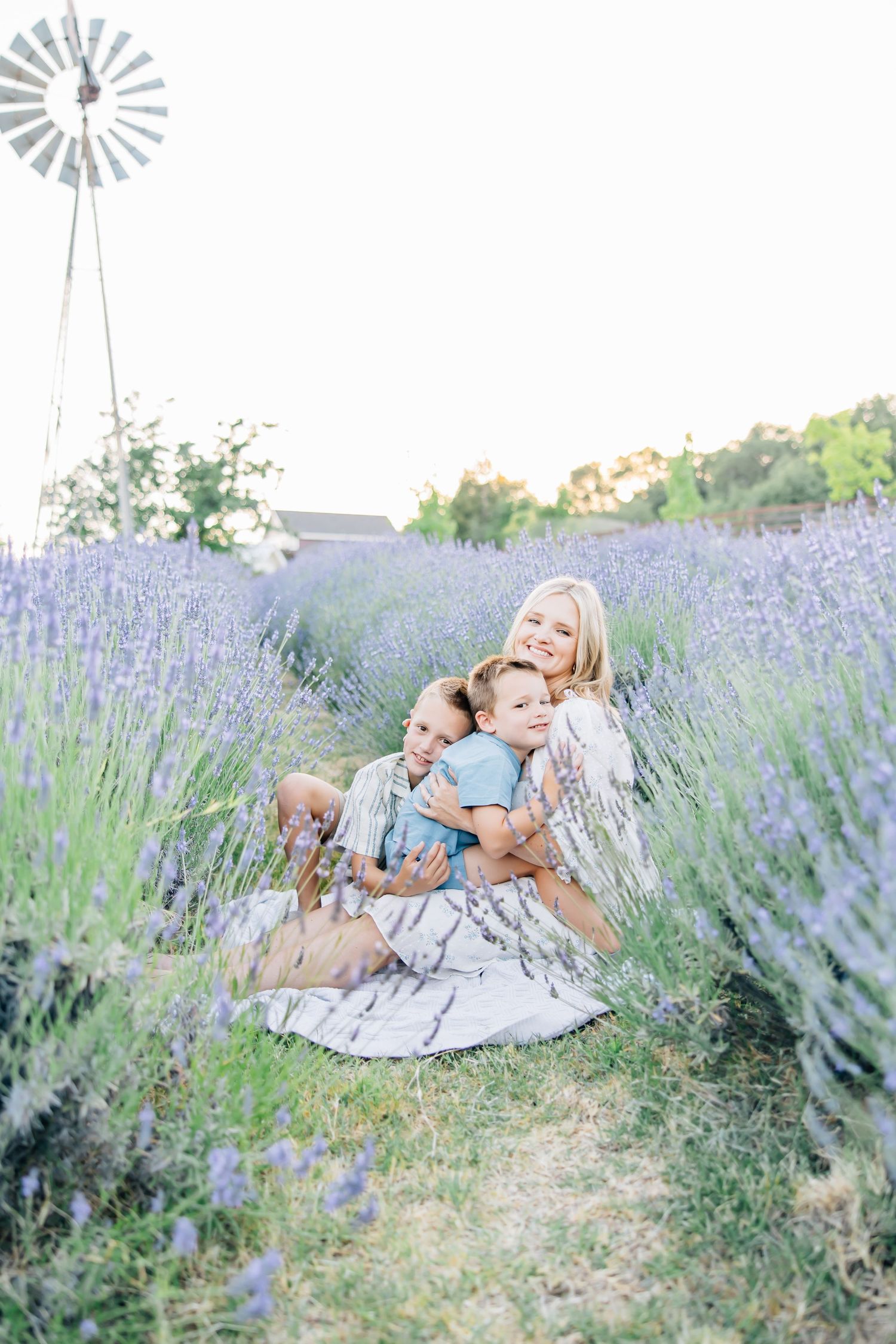 Amid blooming lavender fields, this session captures family love, connection, and joy in a soft, timeless, and magical setting.