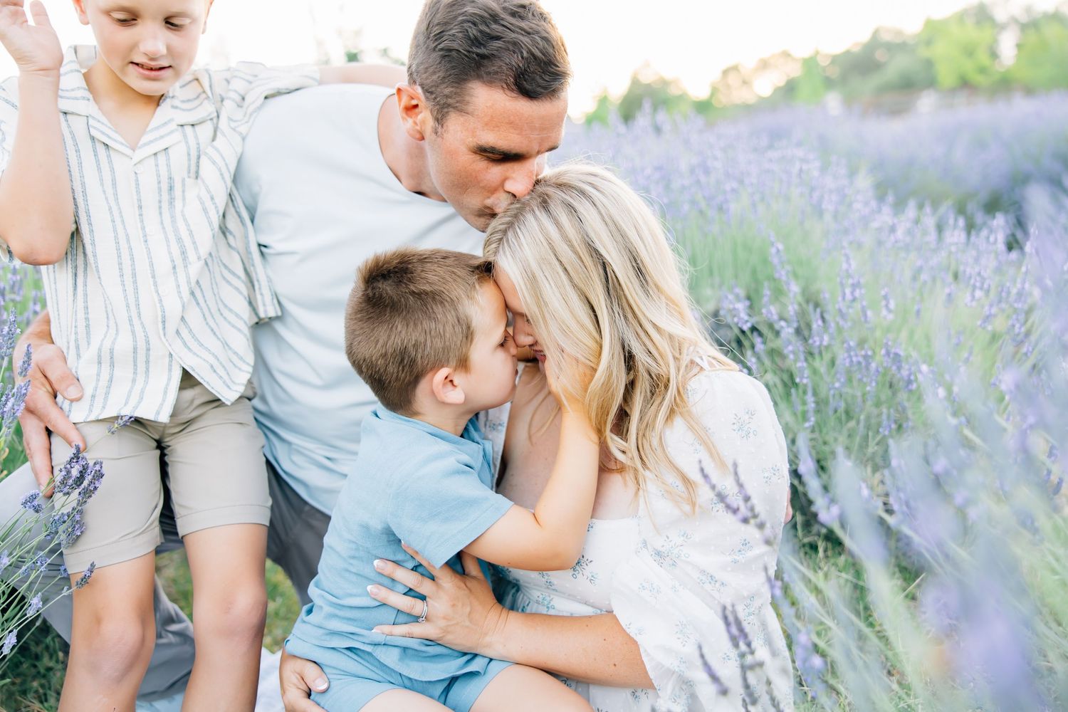Amid blooming lavender fields, this session captures family love, connection, and joy in a soft, timeless, and magical setting.