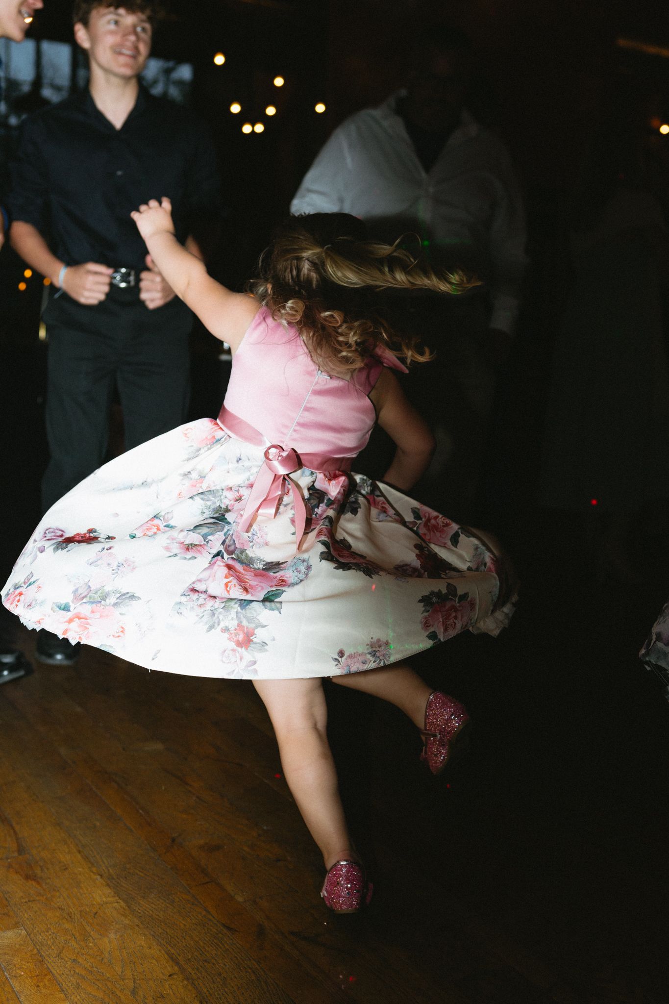 Guests dancing joyfully at a lively wedding reception in Kentucky