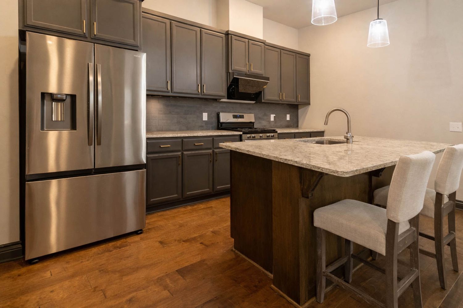 Modern Kitchen Real Estate Photography with Updated Appliances in Oklahoma City