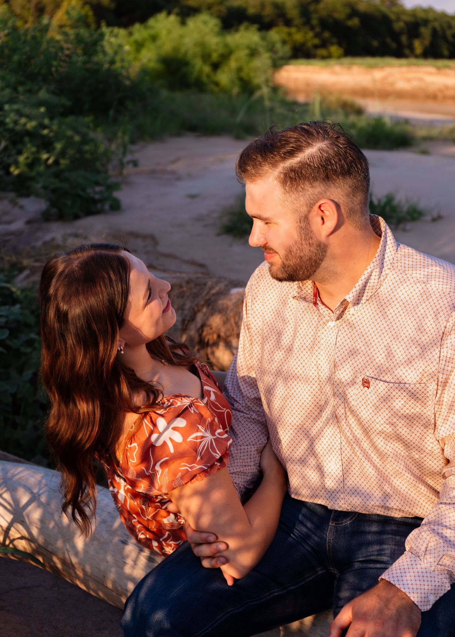 Engagement session in Prague, OK by Taylor Maze, Edmond & OKC photographer, couples portraits next to river, natural light photography.