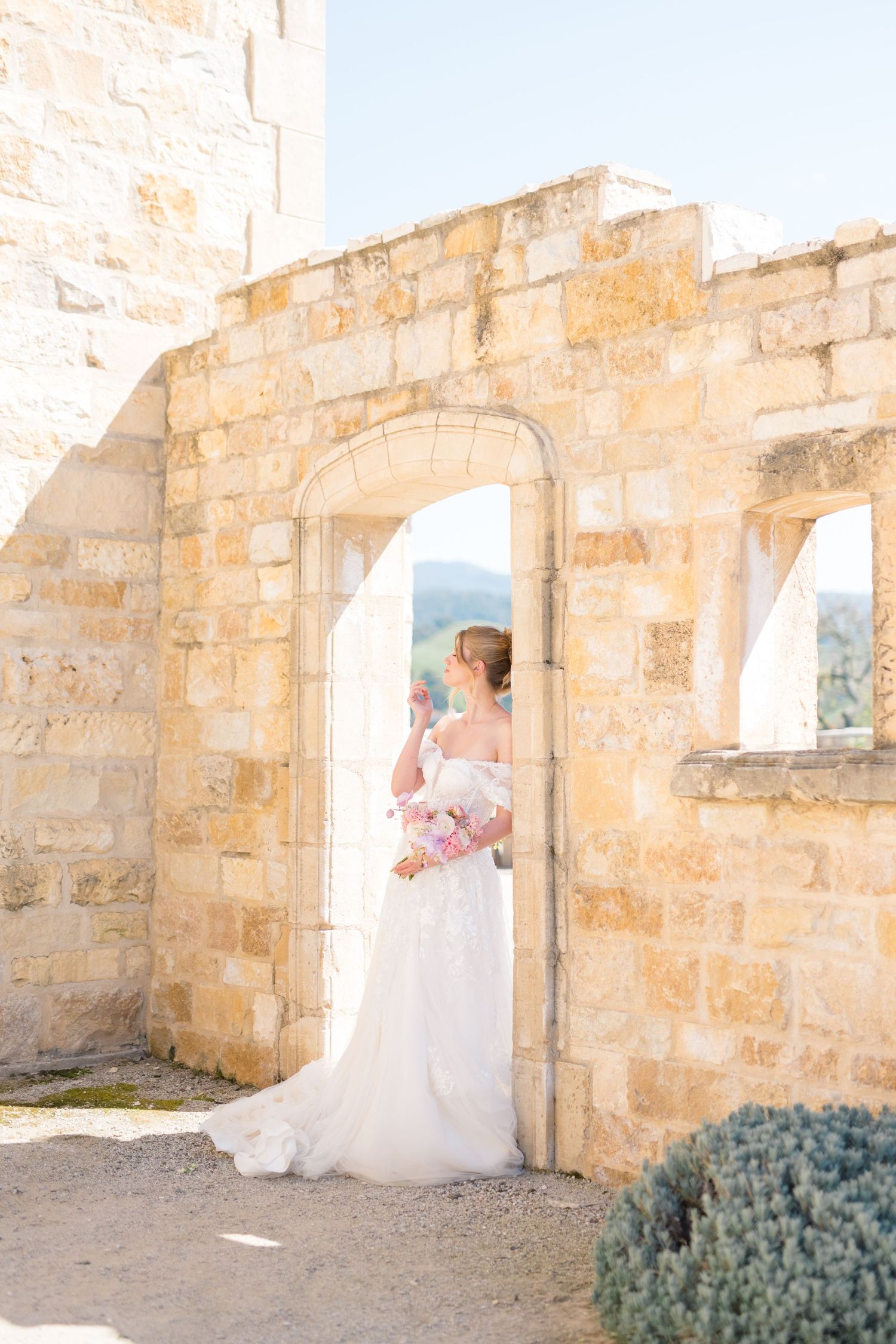 Elegant bride at sunset | Natalya Mark Photo | Boise wedding photographer