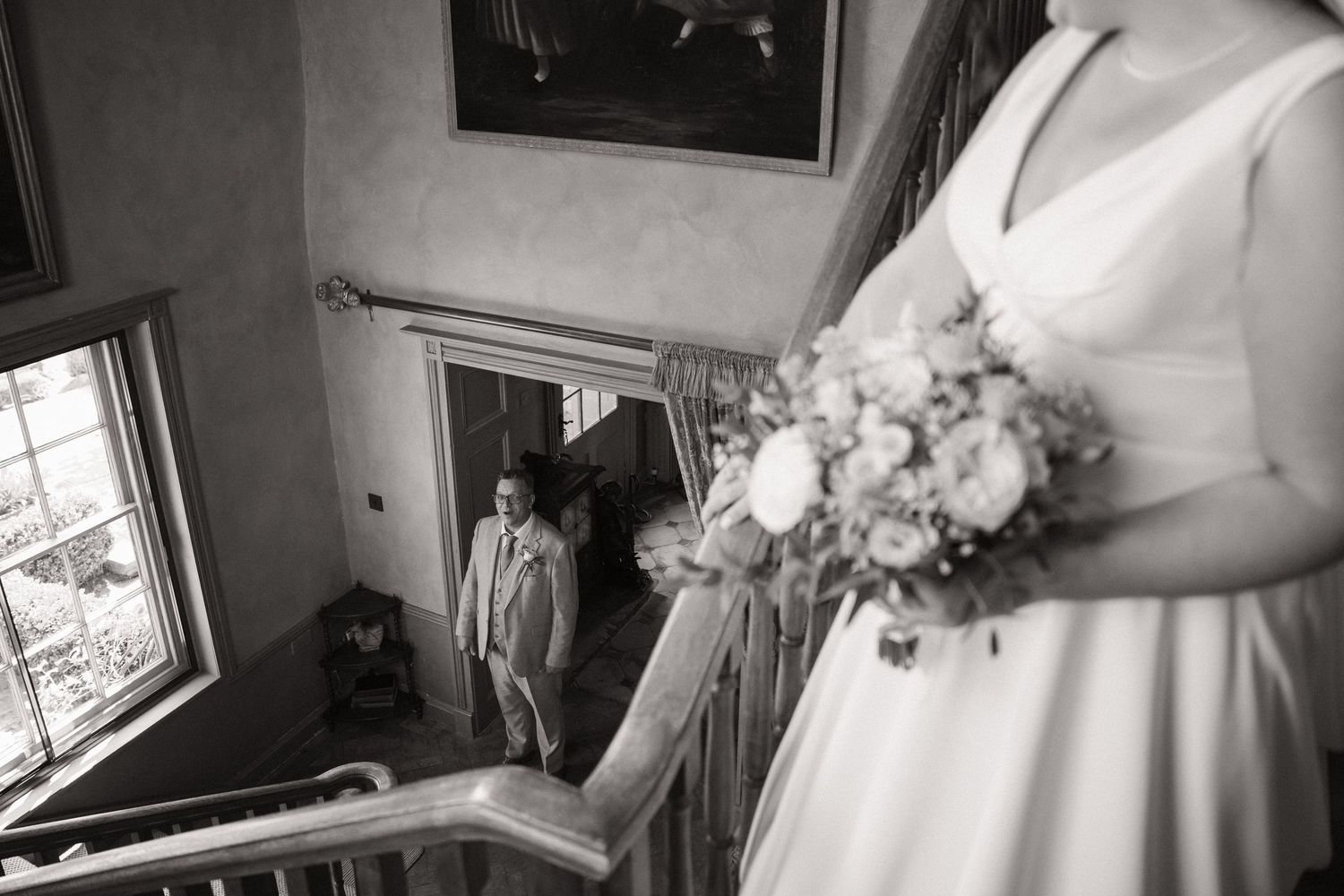 Black and white wedding photography collage showing dress details, bouquet and bridal preparations.