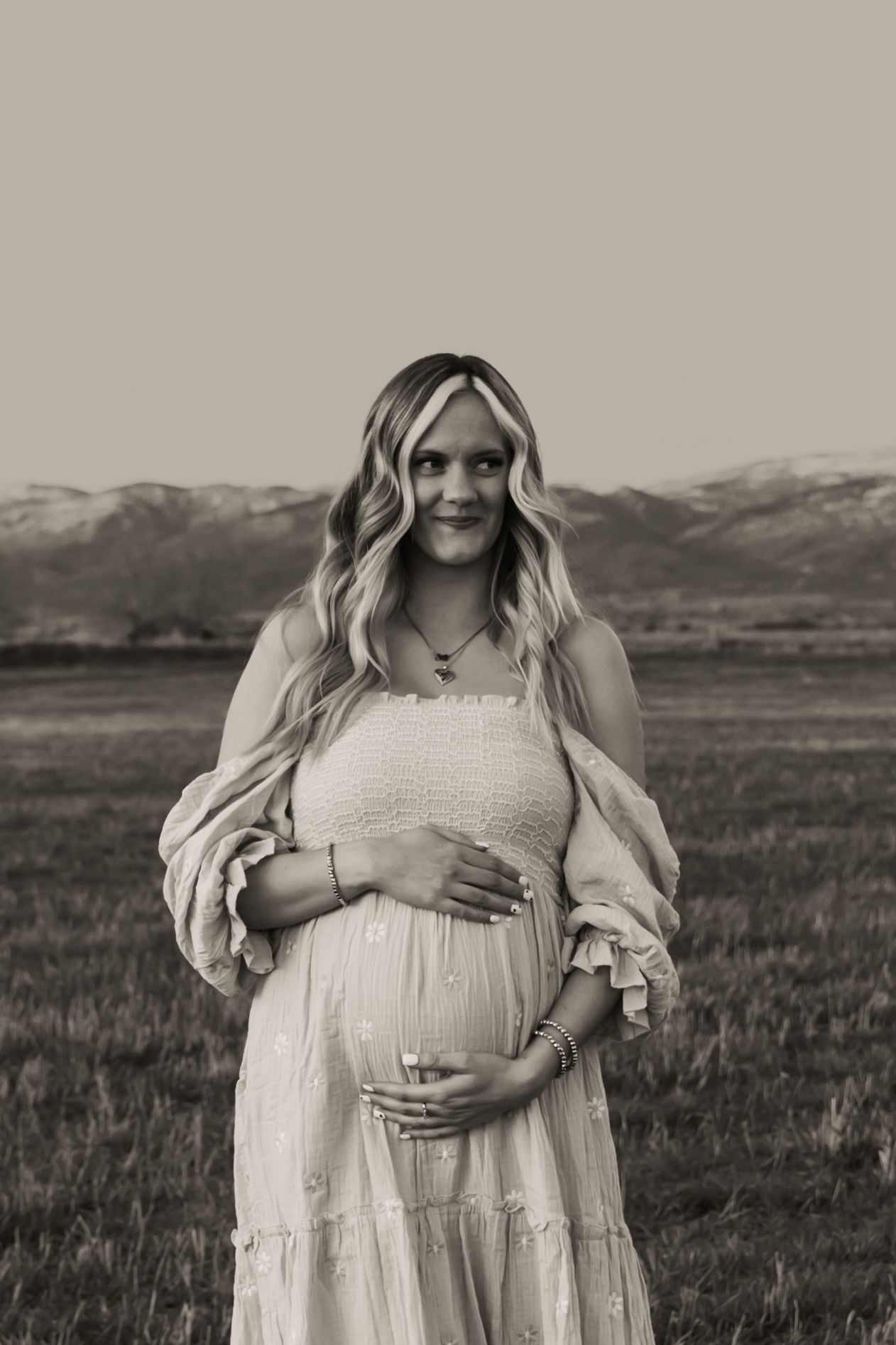 Sanpete County Photographer, Central Utah Photographer, Newborn Photographer, Utah Newborn Photographer, Maternity Photoshoot, Family