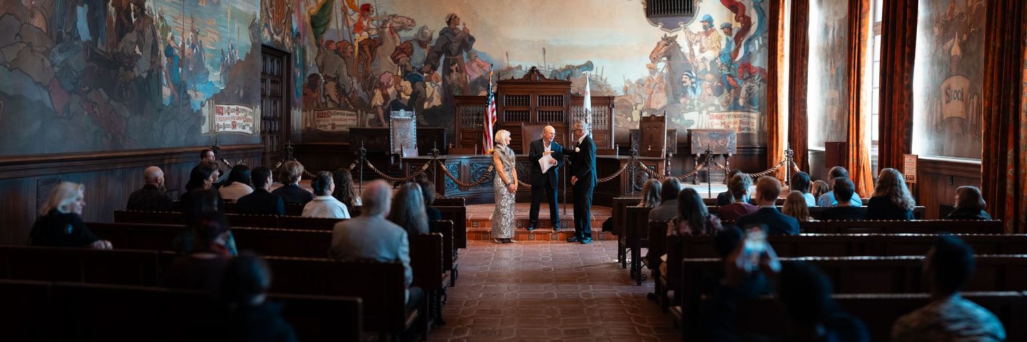 wide angle wedding ceremony santa barbara courthouse