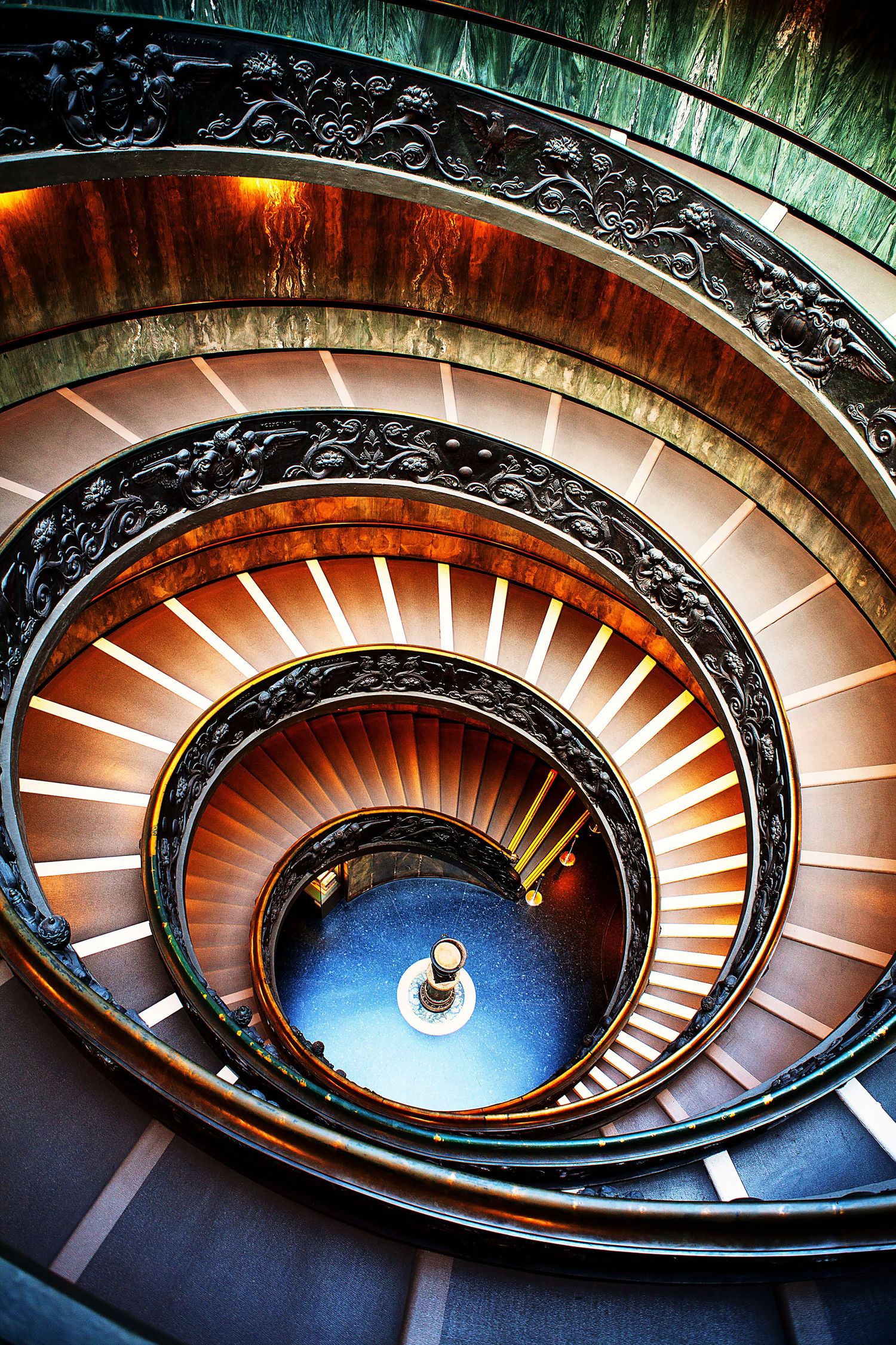 VERONICA WILLIAMS - PHOTOGRAPHER
Vatican Museum