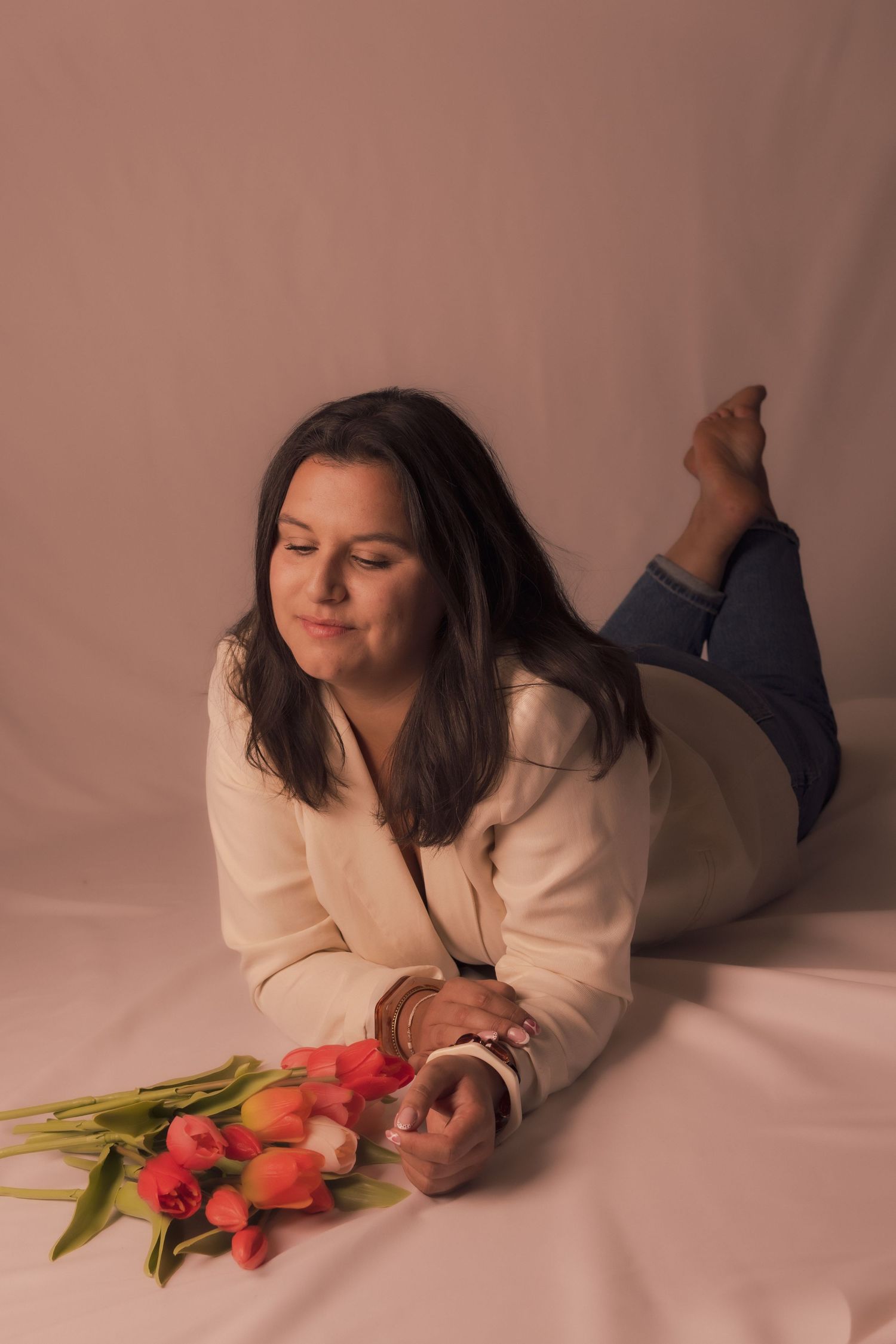 Portrait féminin naturel en studio à Poitiers