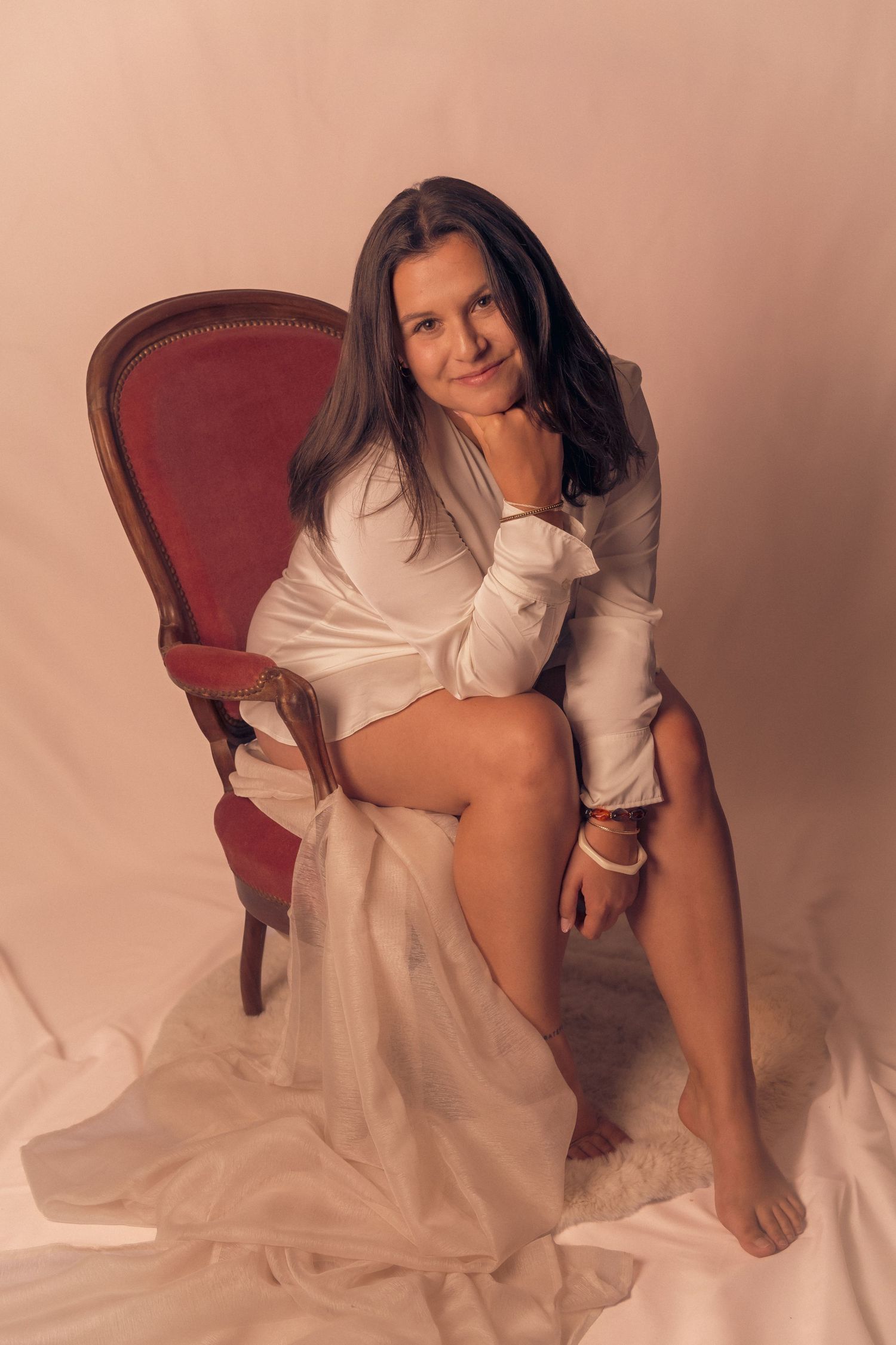Portrait féminin naturel en studio à Poitiers