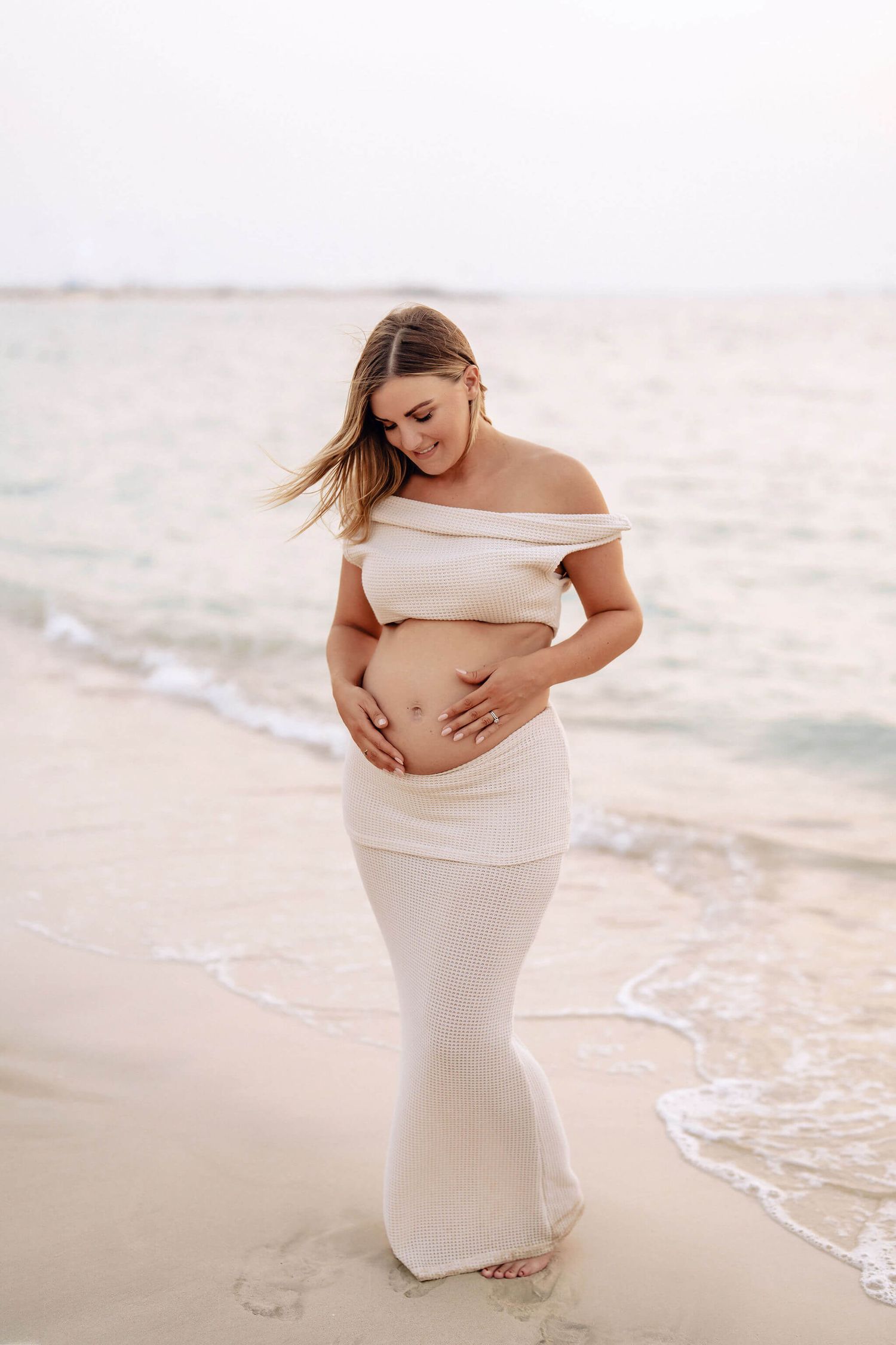 maternity photo dubai