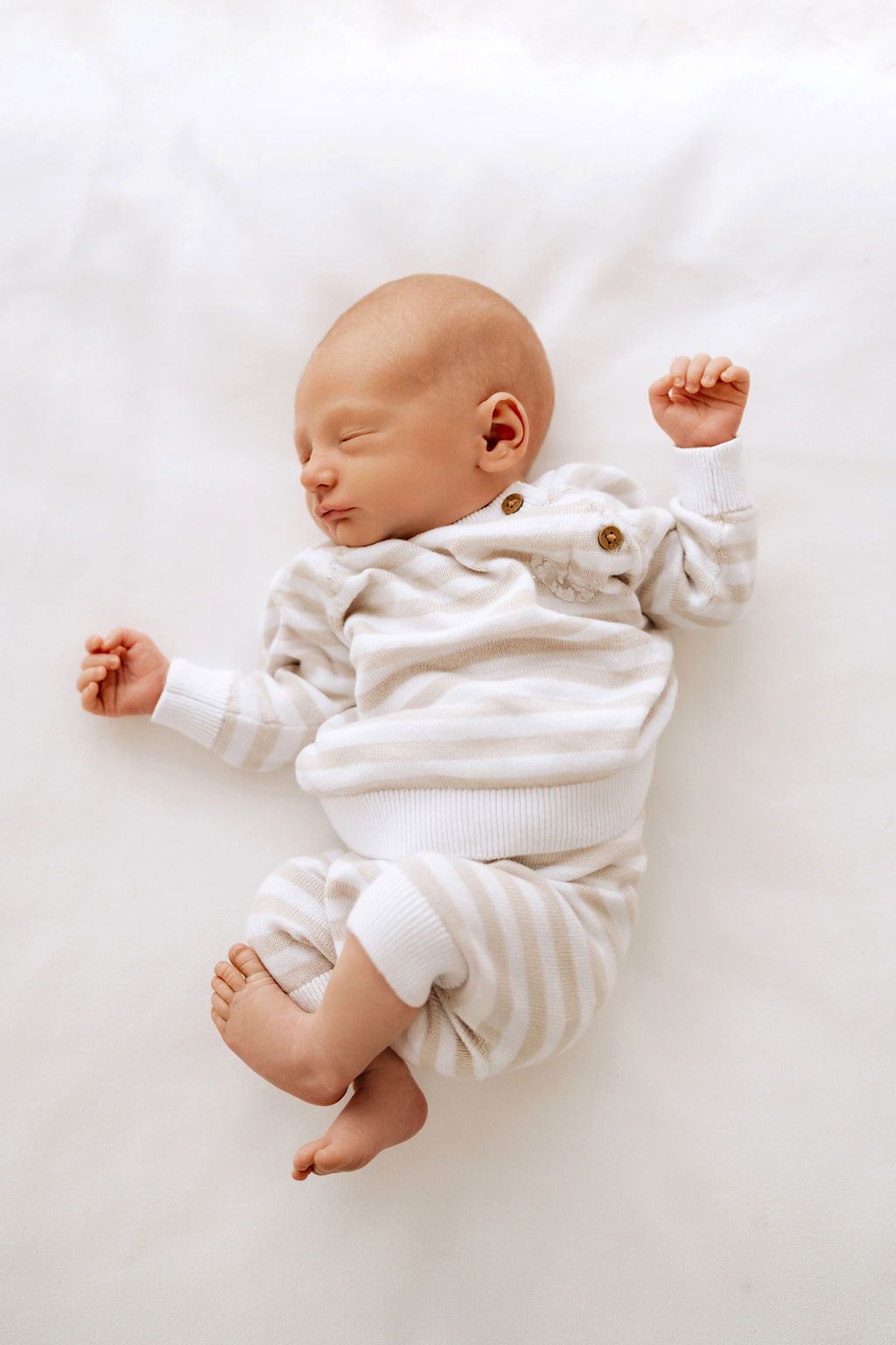 newborn photoshoot dubai