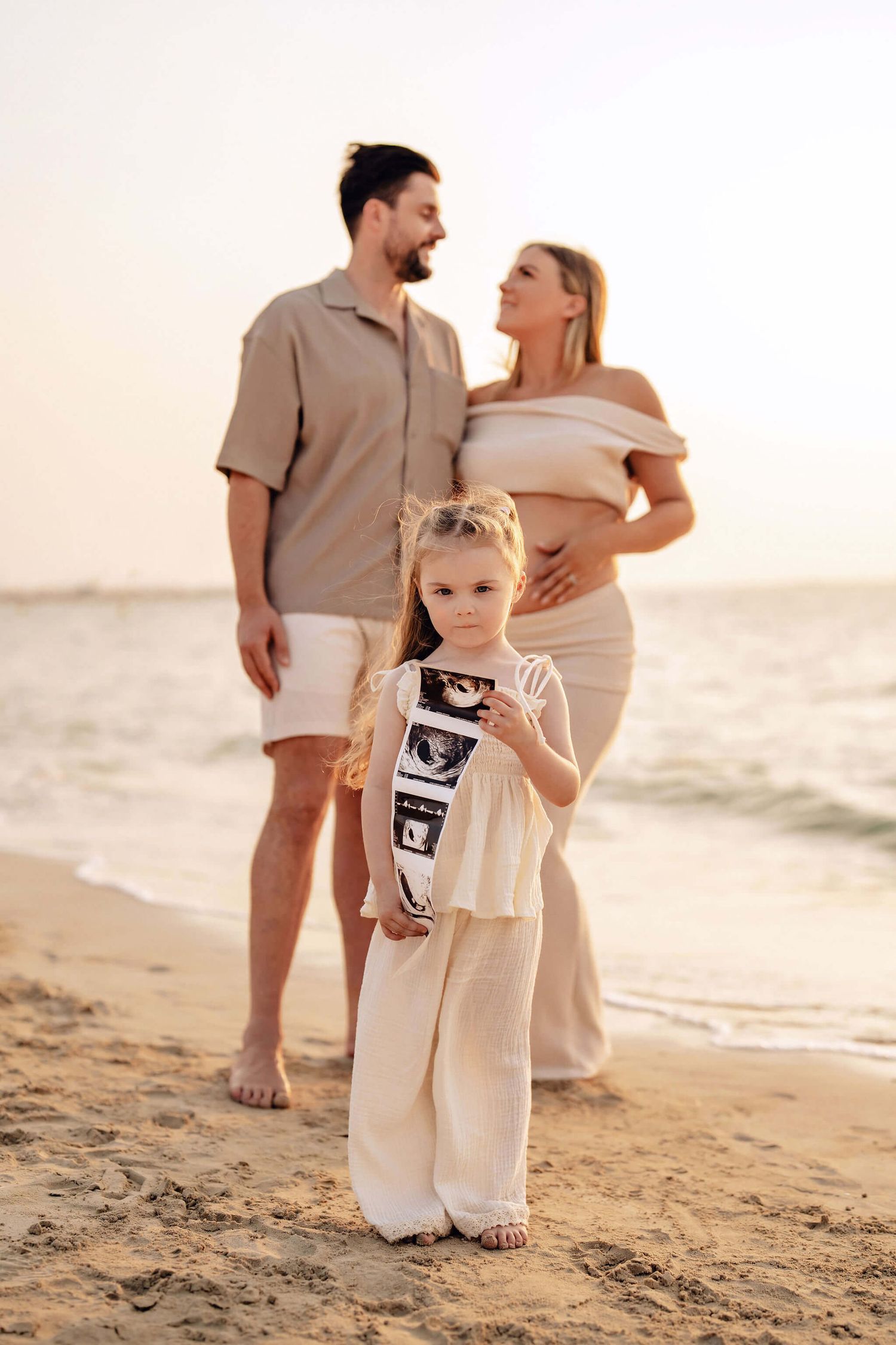 pregnancy announcement dubai