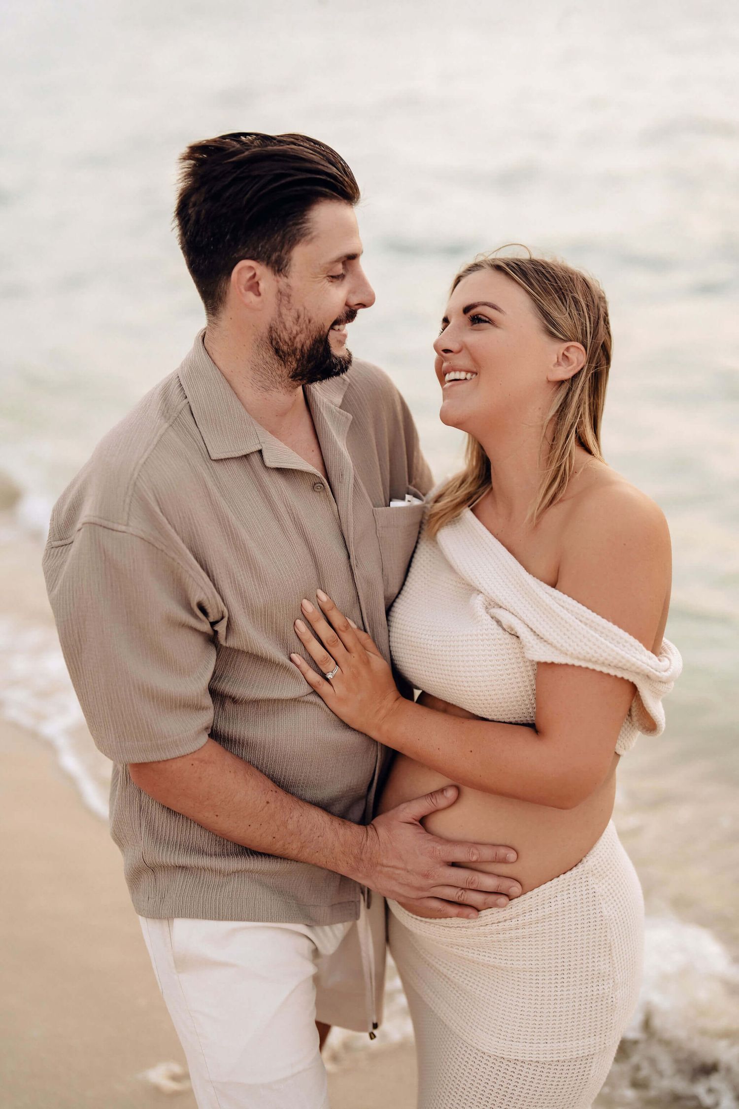couple beach photoshoot dubai