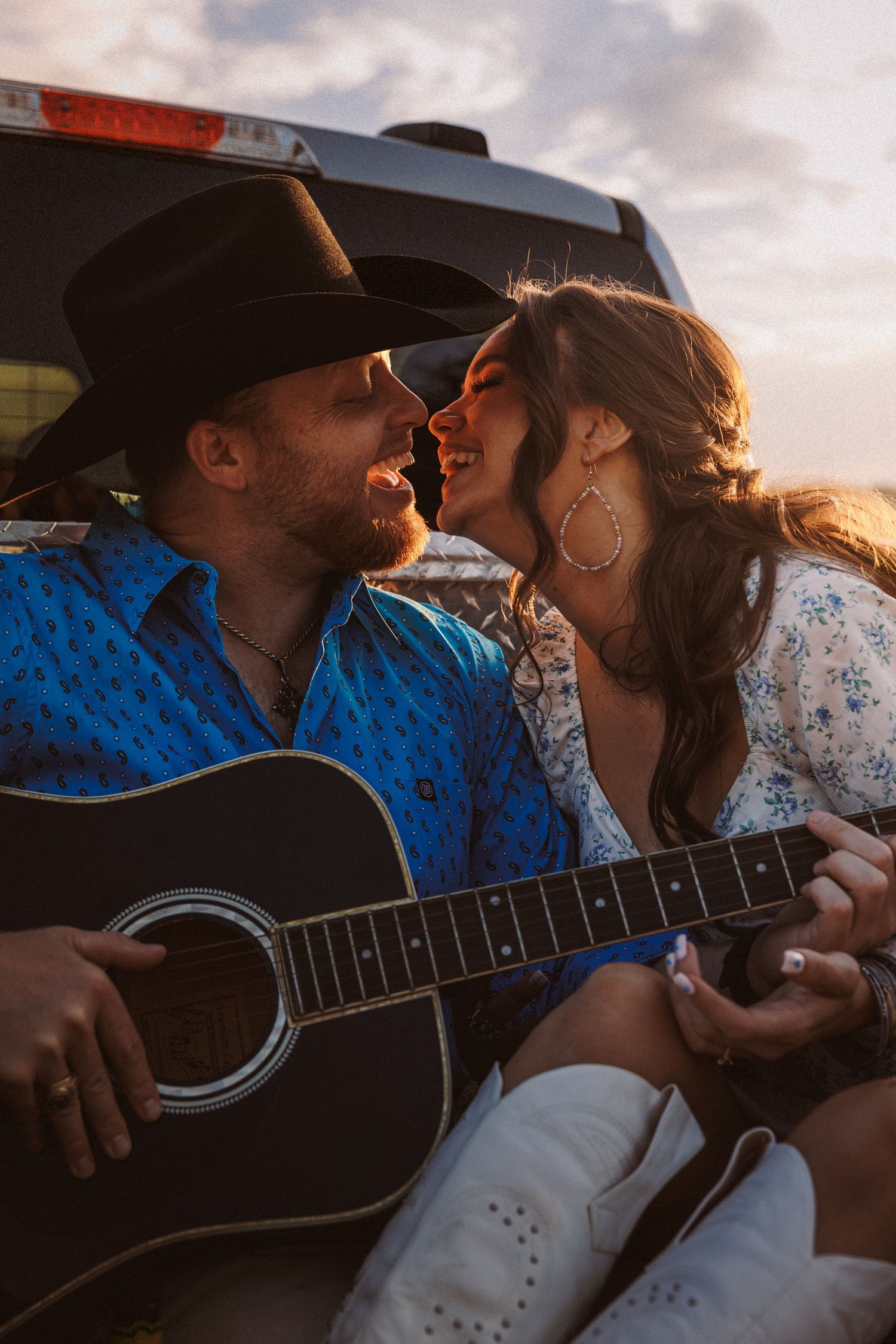 A romantic couple shares intimate moments at sunset with an acoustic guitar in a series of connected photos.
