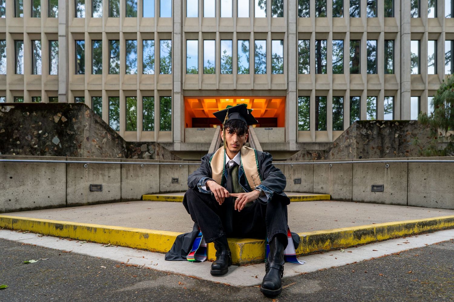 Creative Graduation photography at Sacramento State University with The Padillas photography