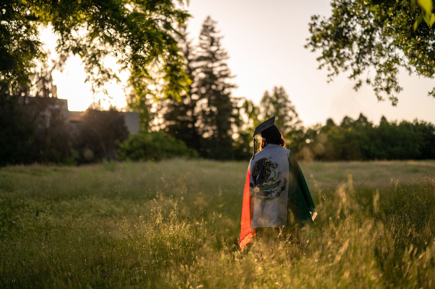 Graduation photography at Sacramento State University with The Padillas photography