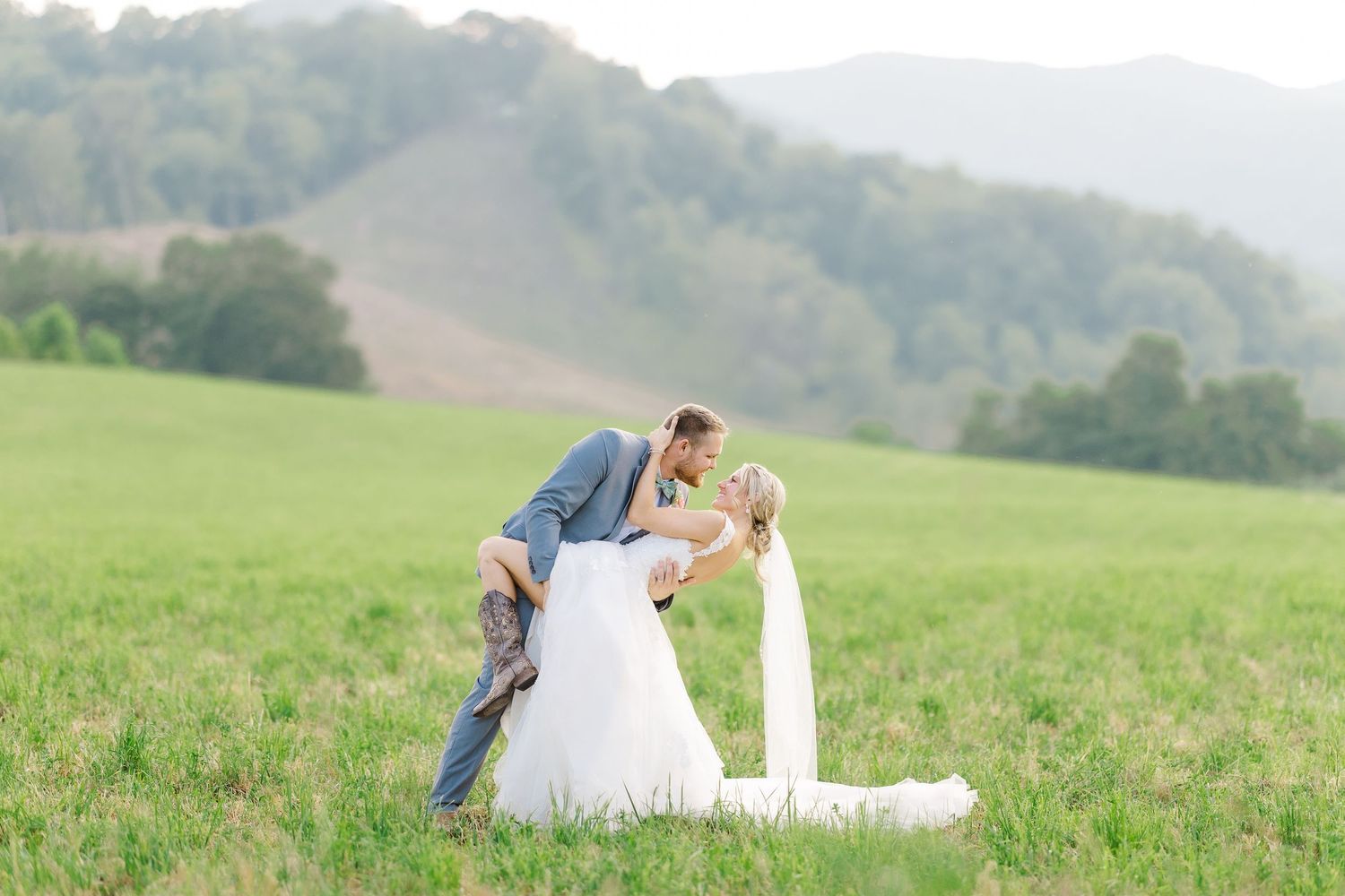 Greenville SC Photographer. Greenville Wedding Photography. Greenville Engagement Photography. Greenville Engagement Session. GVL Wedding.