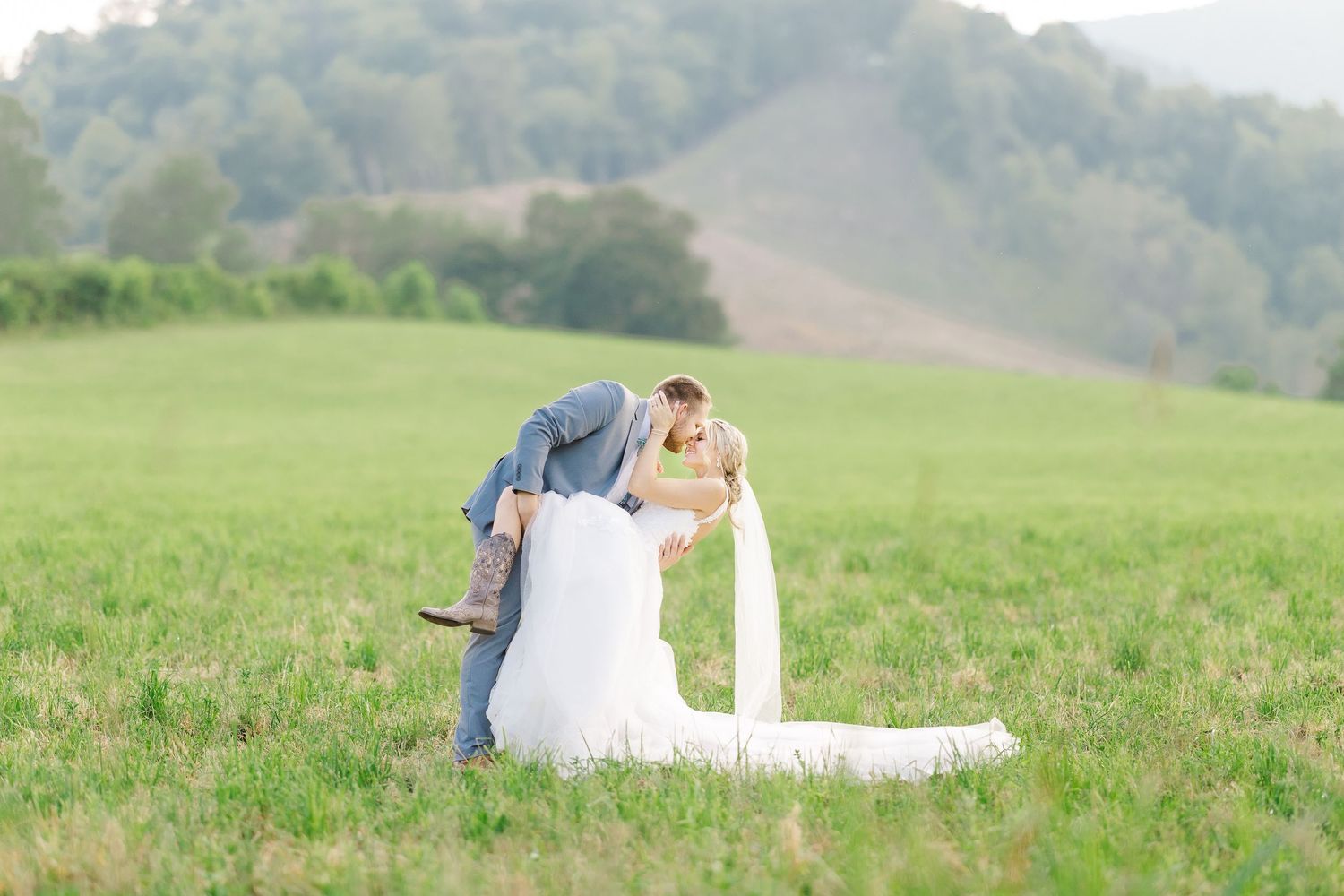 Greenville SC Photographer. Greenville Wedding Photography. Greenville Engagement Photography. Greenville Engagement Session. GVL Wedding.