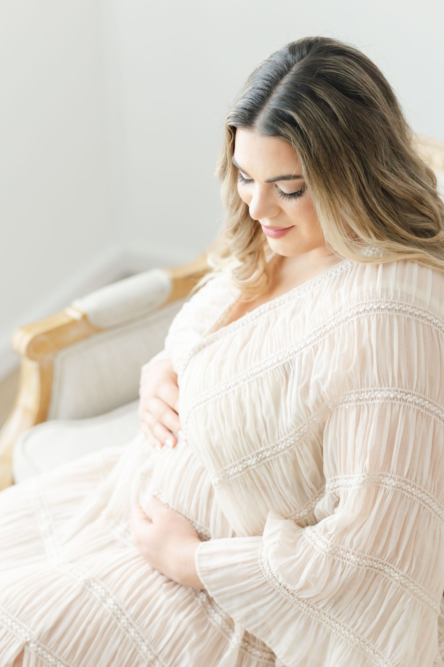 Maternity photography studio in Asheville NC featuring elegant, light and airy pregnancy portraits.