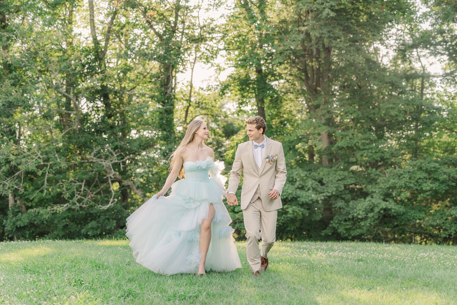 Greenville Wedding Photography. Spartanburg Wedding Photography. Asheville Wedding Photography. Hendersonville Wedding Photography.
