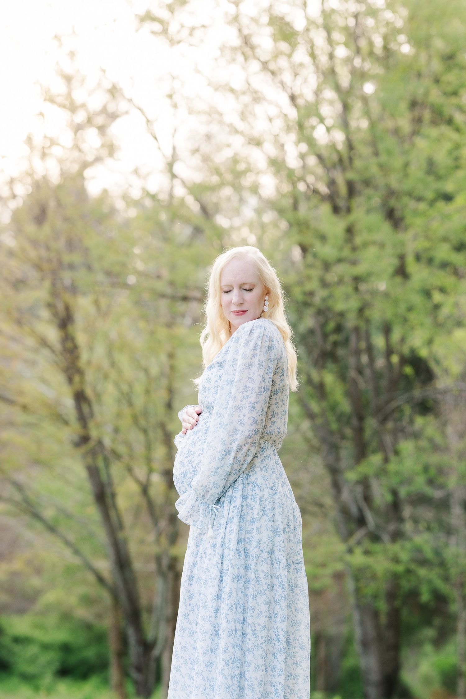Greenville Maternity Photographer. Spartanburg Maternity Photographer. Asheville Maternity Photographer. Update SC Photographer.