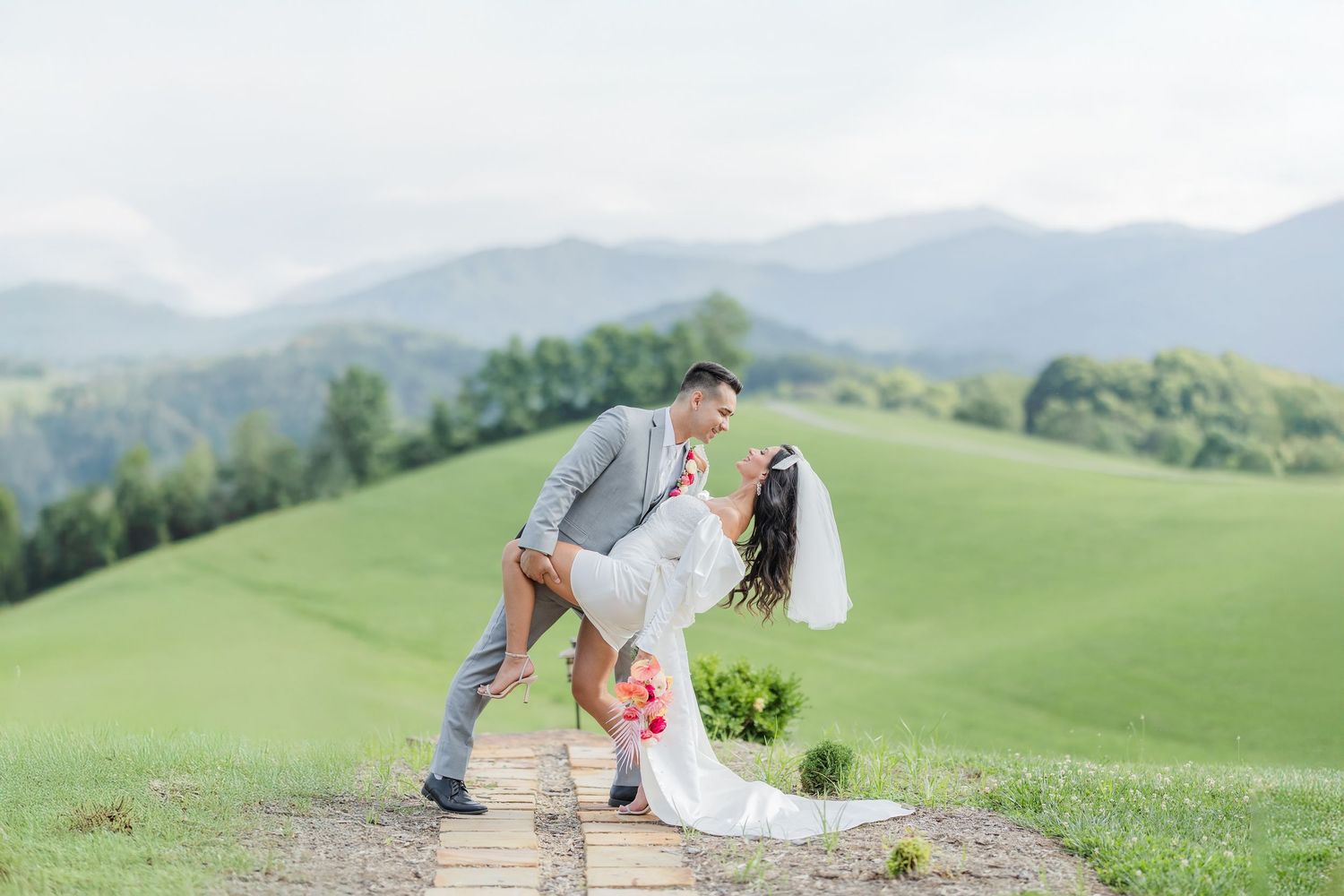 Greenville SC Photographer. Greenville Wedding Photography. Greenville Engagement Photography. Greenville Engagement Session. GVL Wedding.