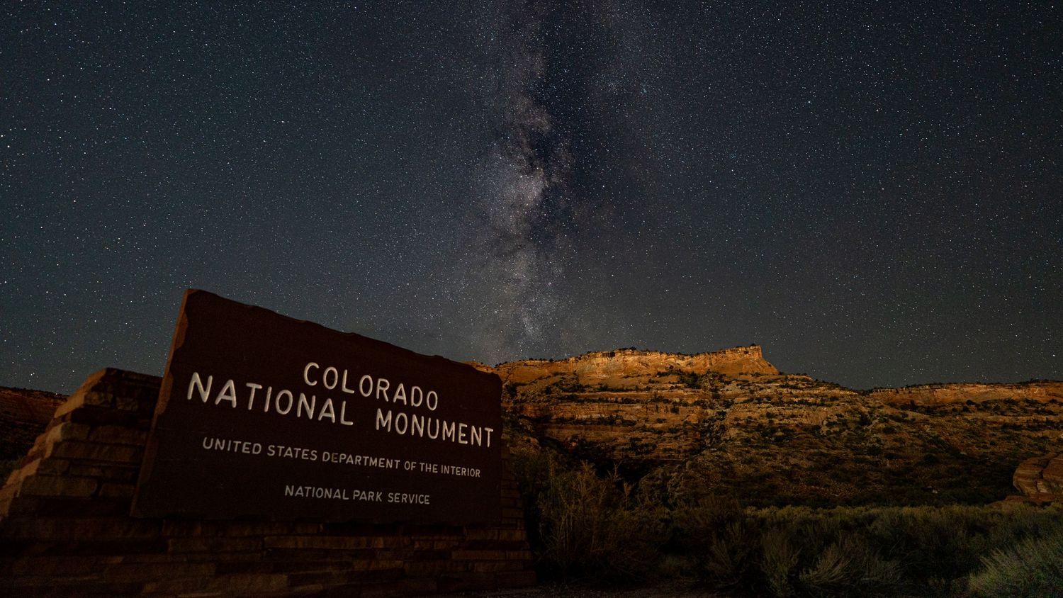 Colorado National Monument Milky Way photo canyons and stars