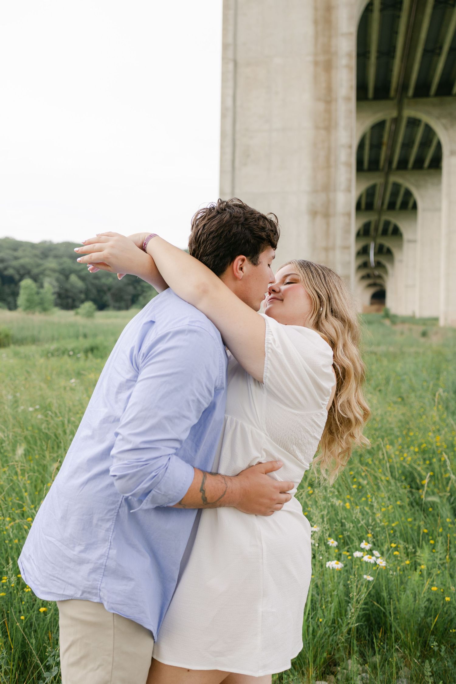 Couples engagement photography. Columbus wedding photographer