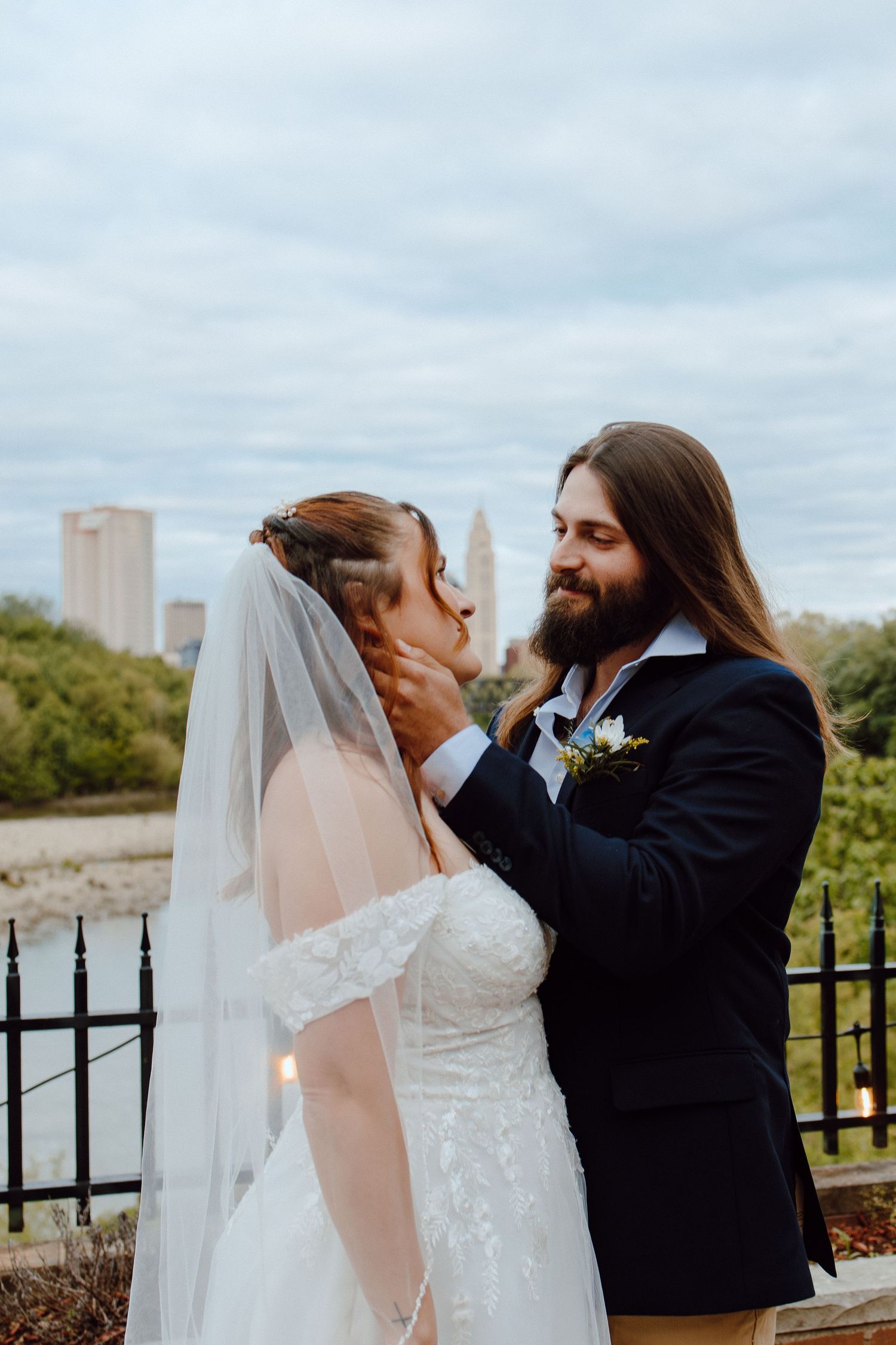 Wedding photography. Columbus wedding photographer. Venue: The Boathouse, Columbus, Ohio