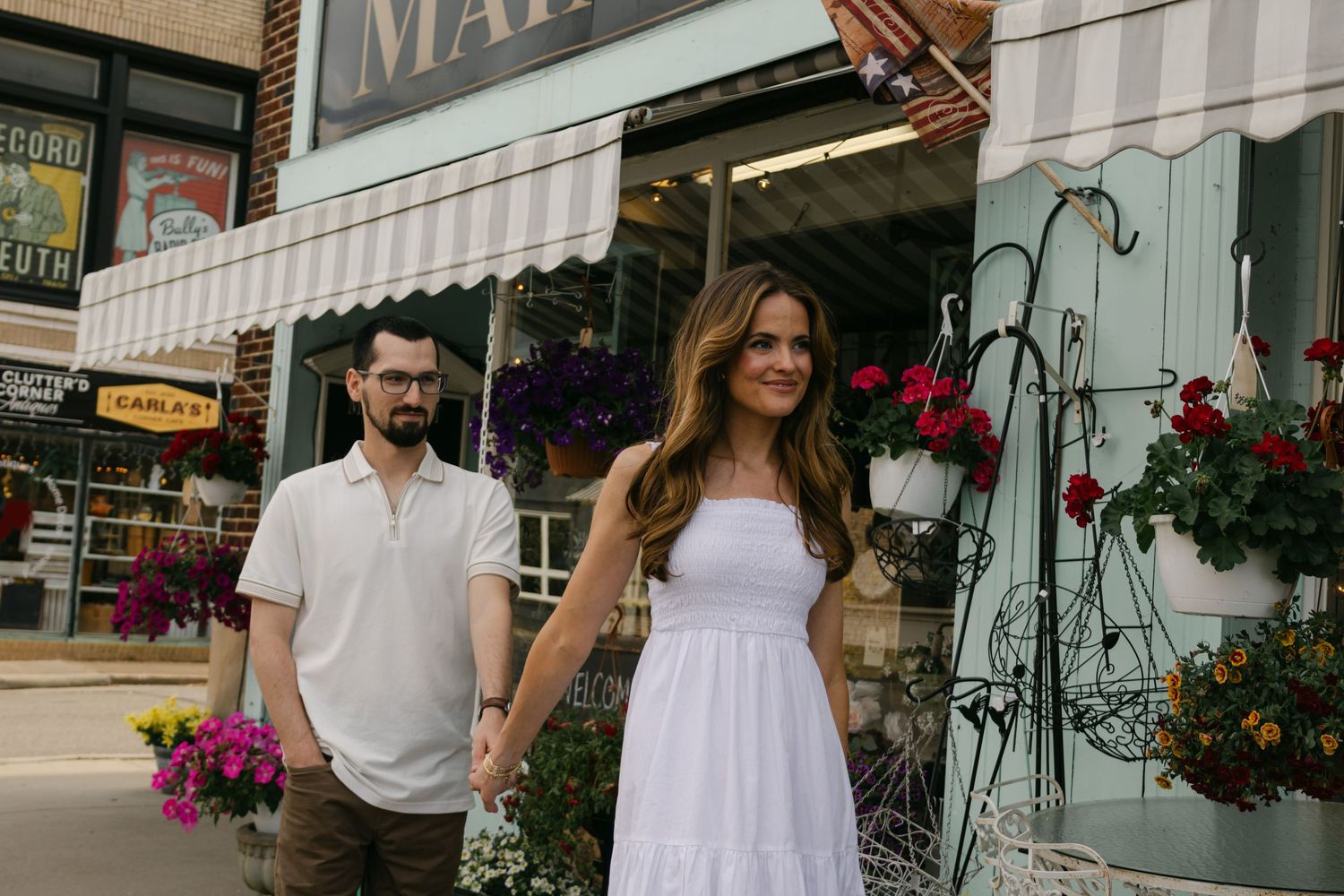 Cook Creative Photography serves Columbus, Ohio and beyond.  Couples session