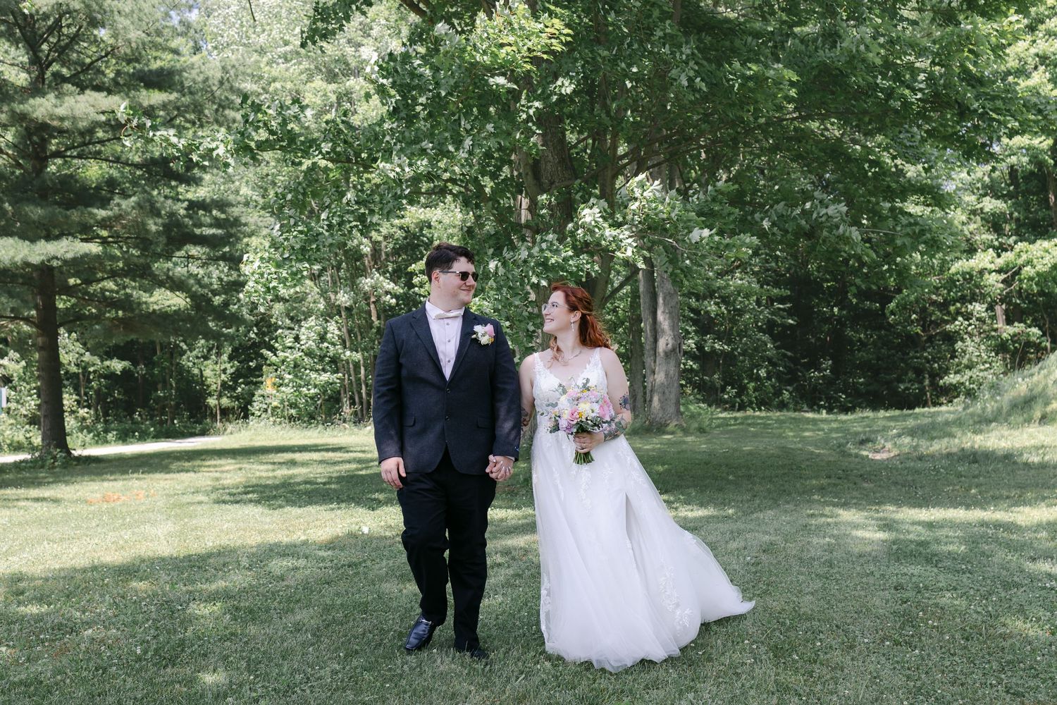 Cook Creative Photography serves Columbus, Ohio and beyond.  Wedding photography