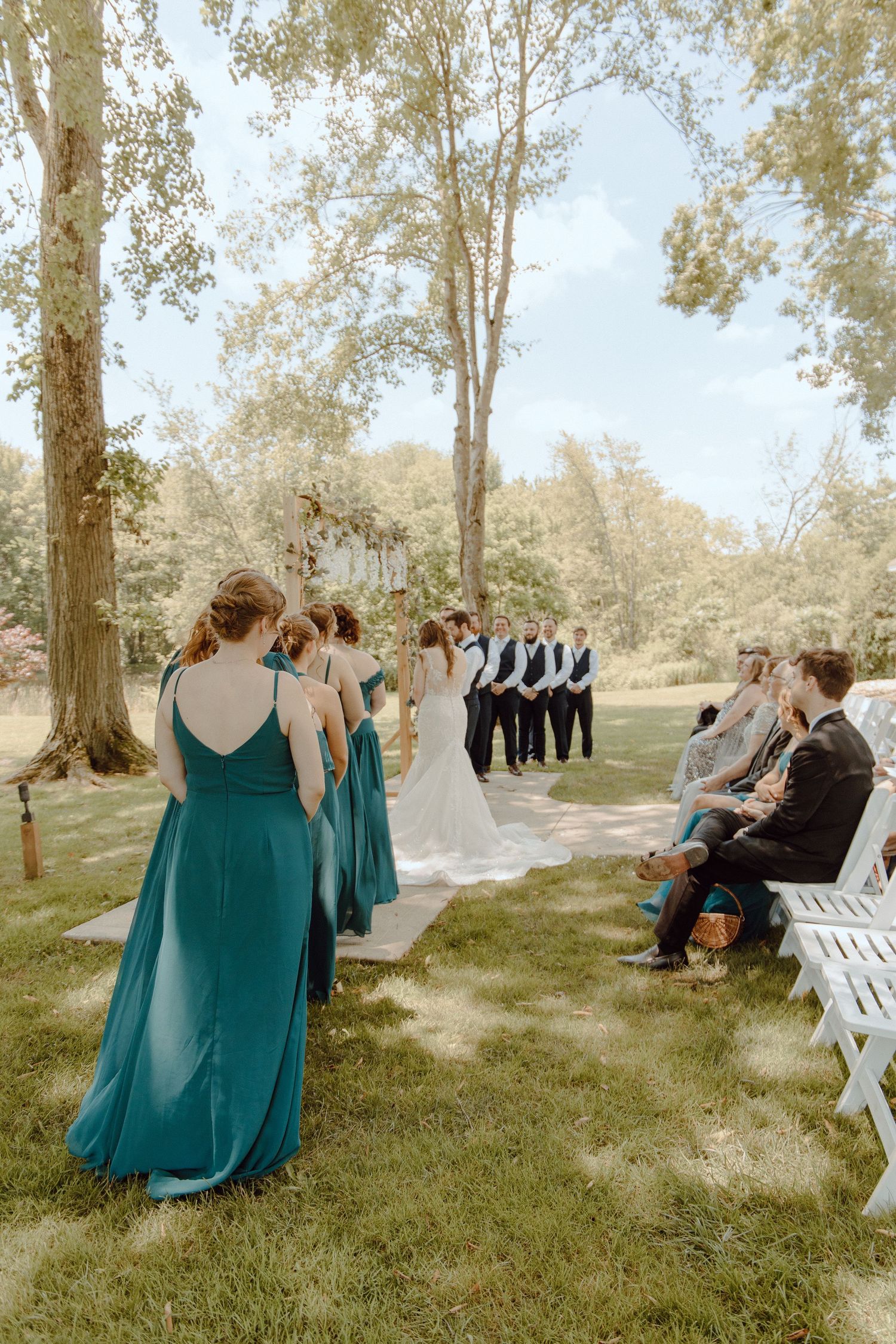 Cook Creative Photography serves Columbus, Ohio and beyond.  Wedding photography