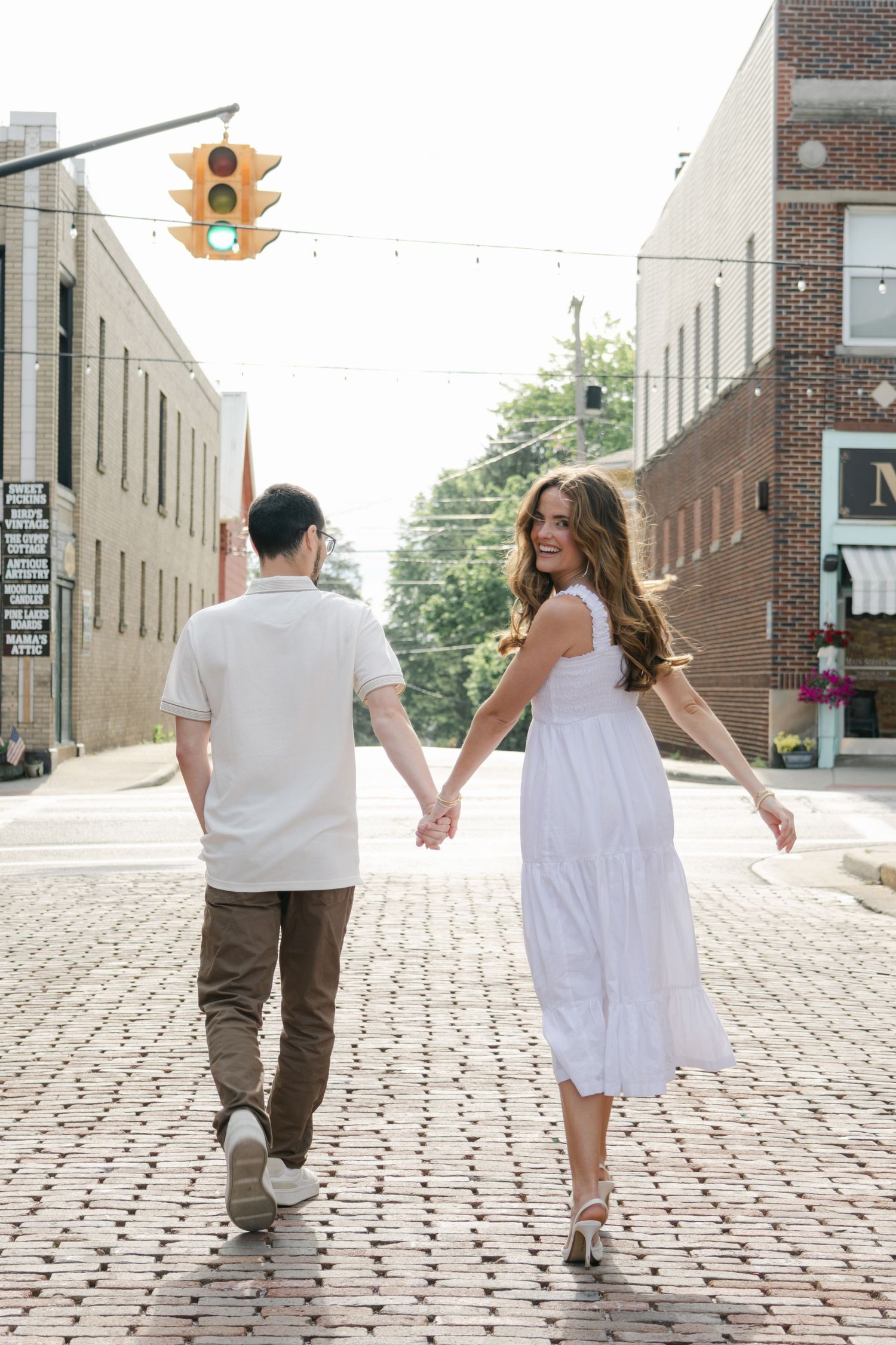 Cook Creative Photography serves Columbus, Ohio and beyond.  Couples session