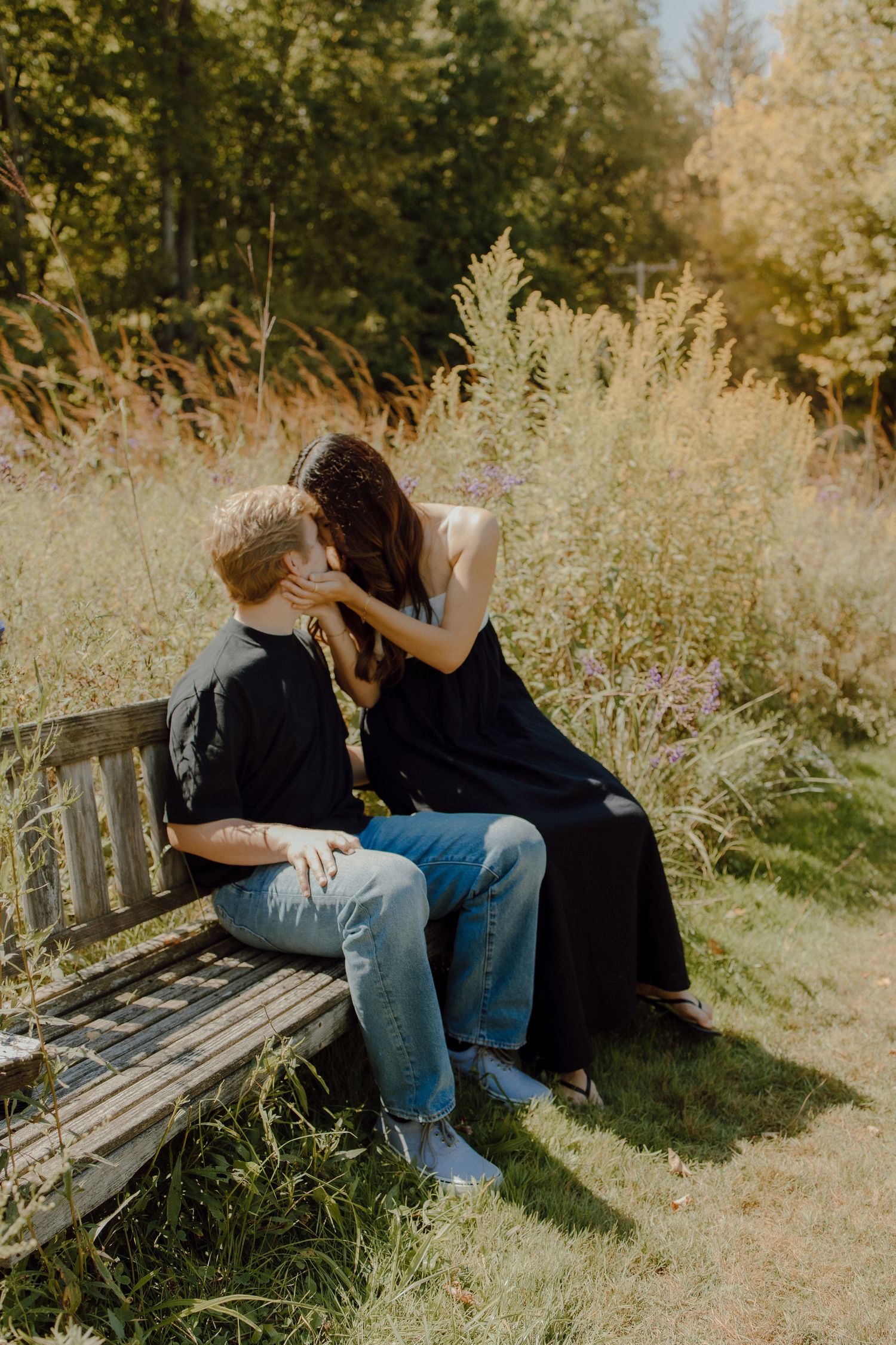 Cook Creative Photography serves Columbus, Ohio and beyond.  Couples session