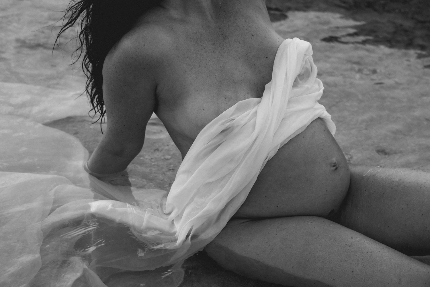 pregnancy photoshoot in the Caribbean, Curaçao on the beach / Zwangerschaps fotoshoot op Curacao op het strand.