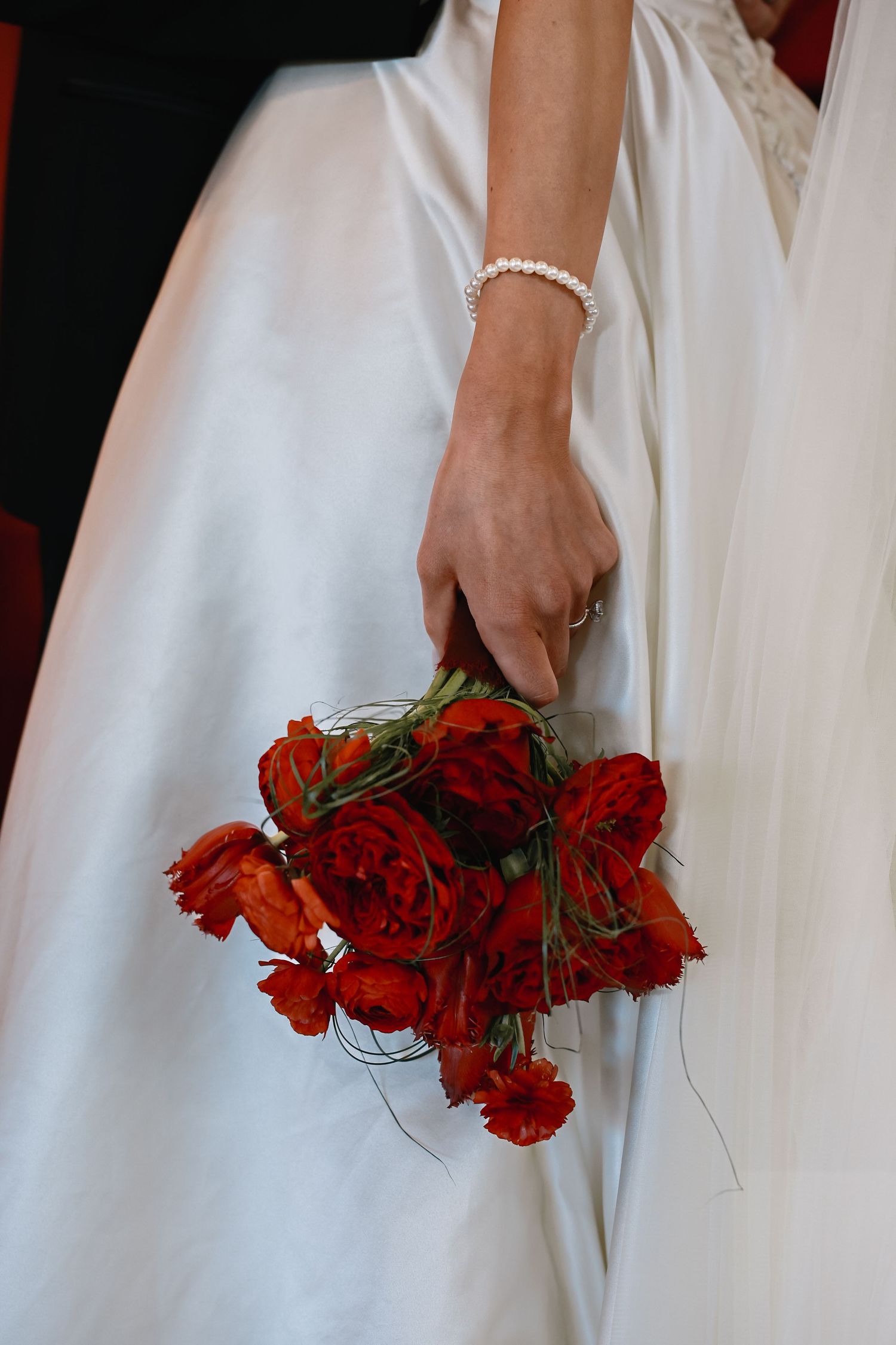 red winter wedding at deer meadows ranch in utah by molly vincent photography salt lake city editorial luxury wedding bouquet florals