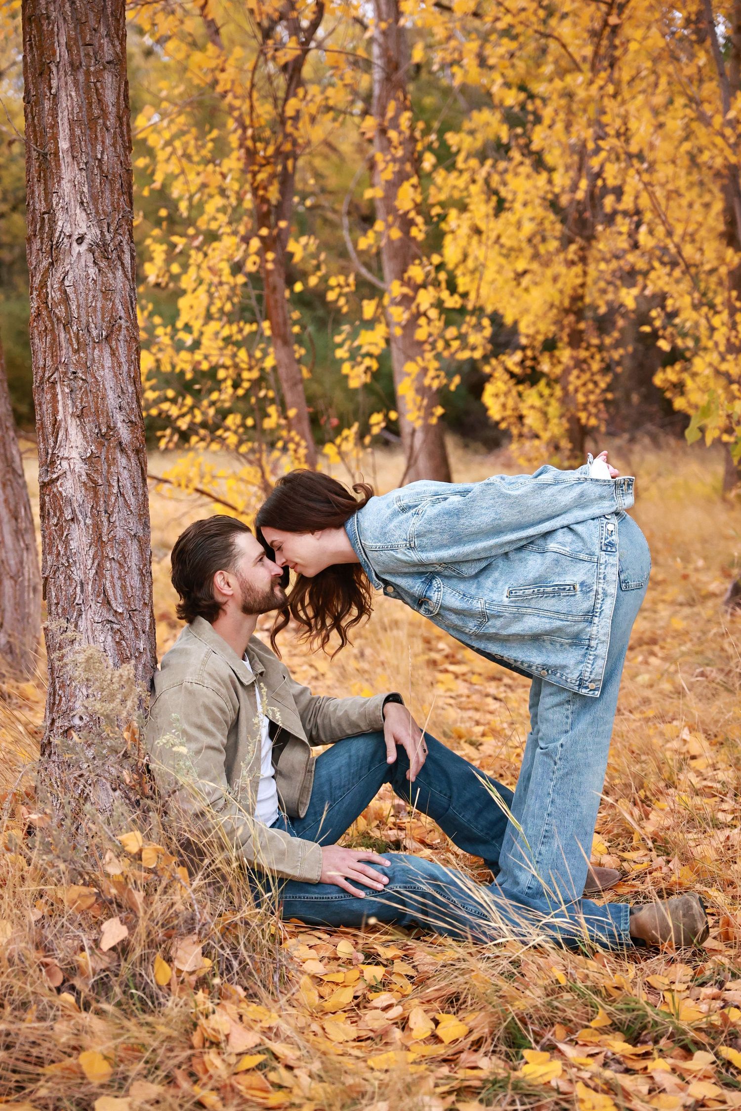 lifestyle photography documentary true to color molly vincent photography idaho boise meridian couples engagement senior grad mission utah
